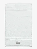 PREMIUM TOWEL - WHITE