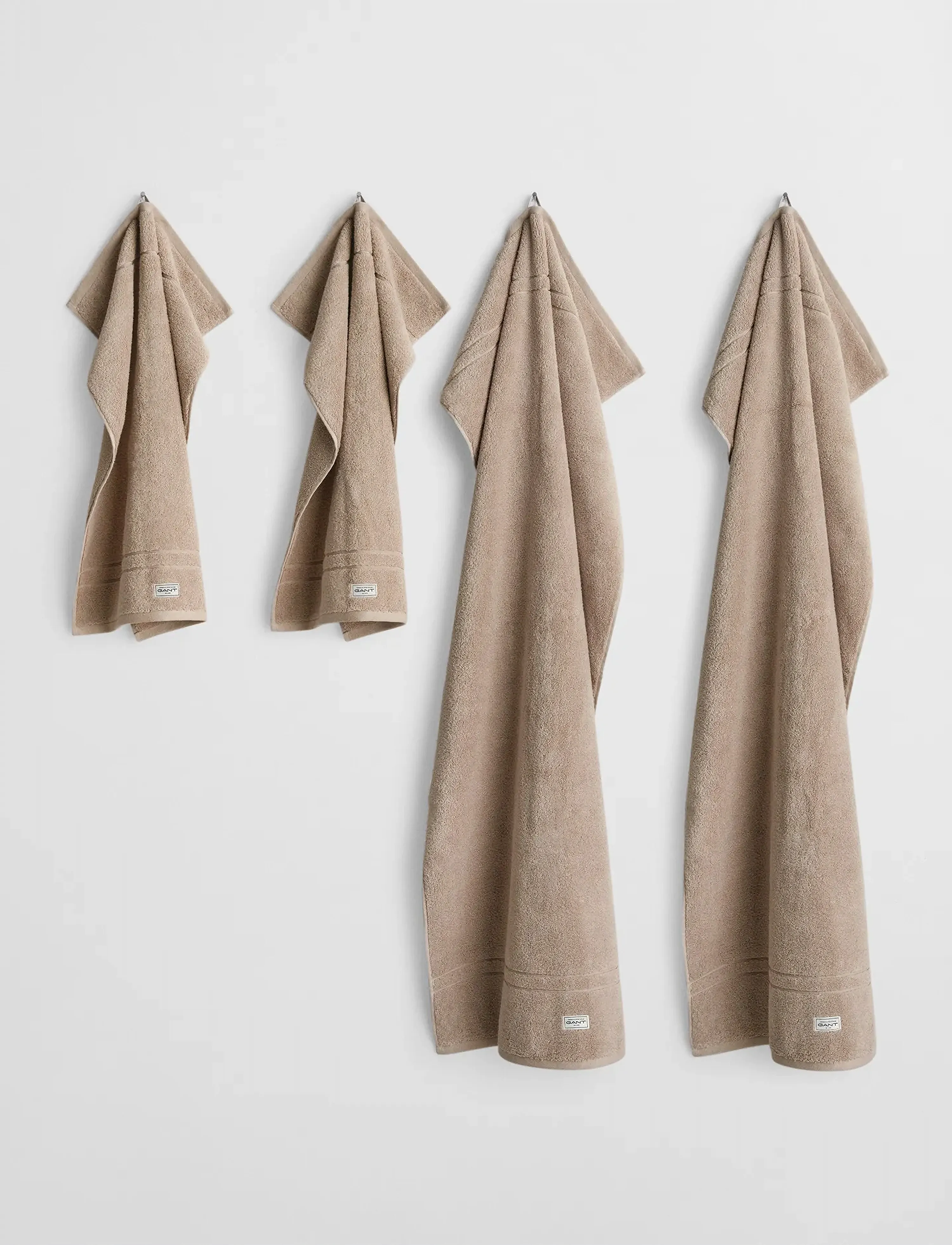 GANT - PREMIUM 4-PACK 50X70 70X140 - badeværelsestekstiler - silver sand - 1