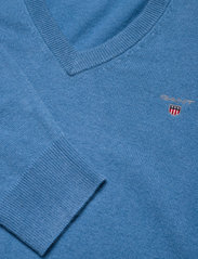 GANT - LAMBSWOOL BLEND V-NECK - trøjer - mid blue - 2