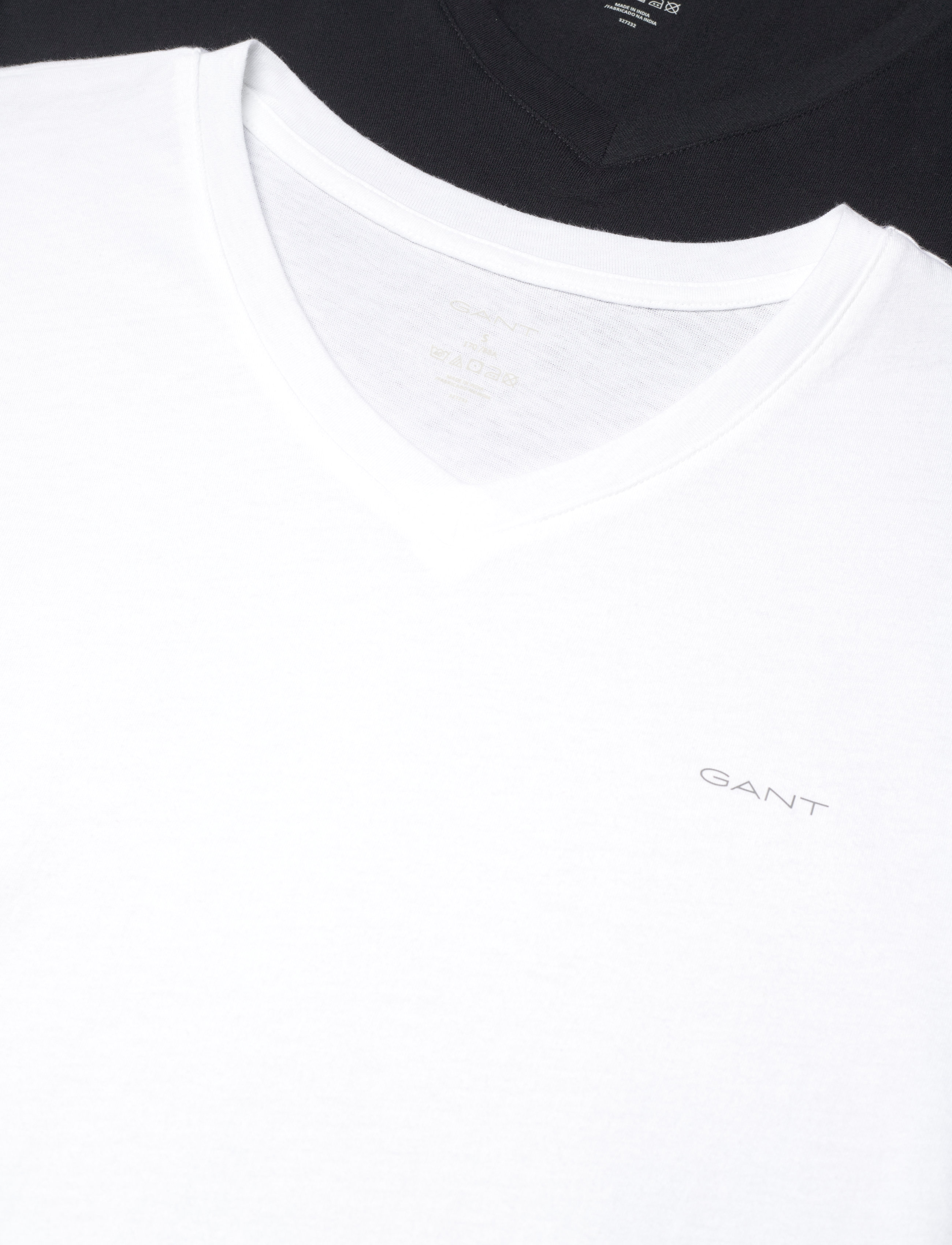GANT - V-NECK T-SHIRT 2-PACK - black / white - 2