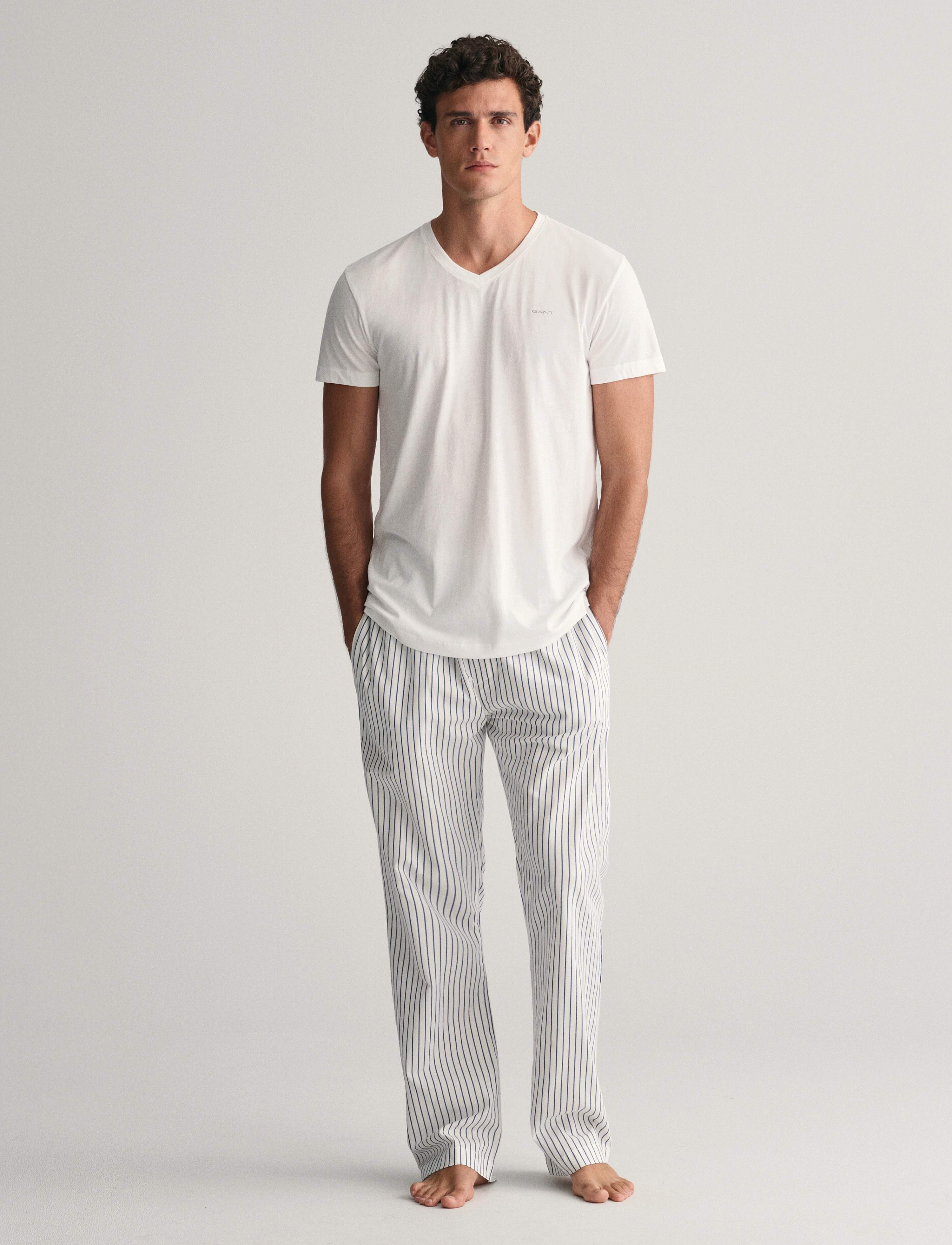 GANT - V-NECK T-SHIRT 2-PACK - white - 3