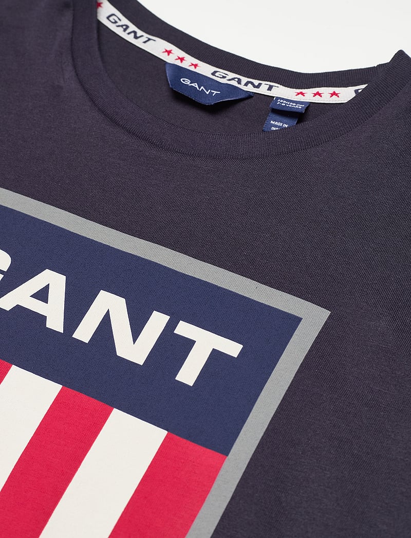 GANT - D1. RETRO SHIELD SS T-SHIRT - short-sleeved t-shirts - evening blue - 2
