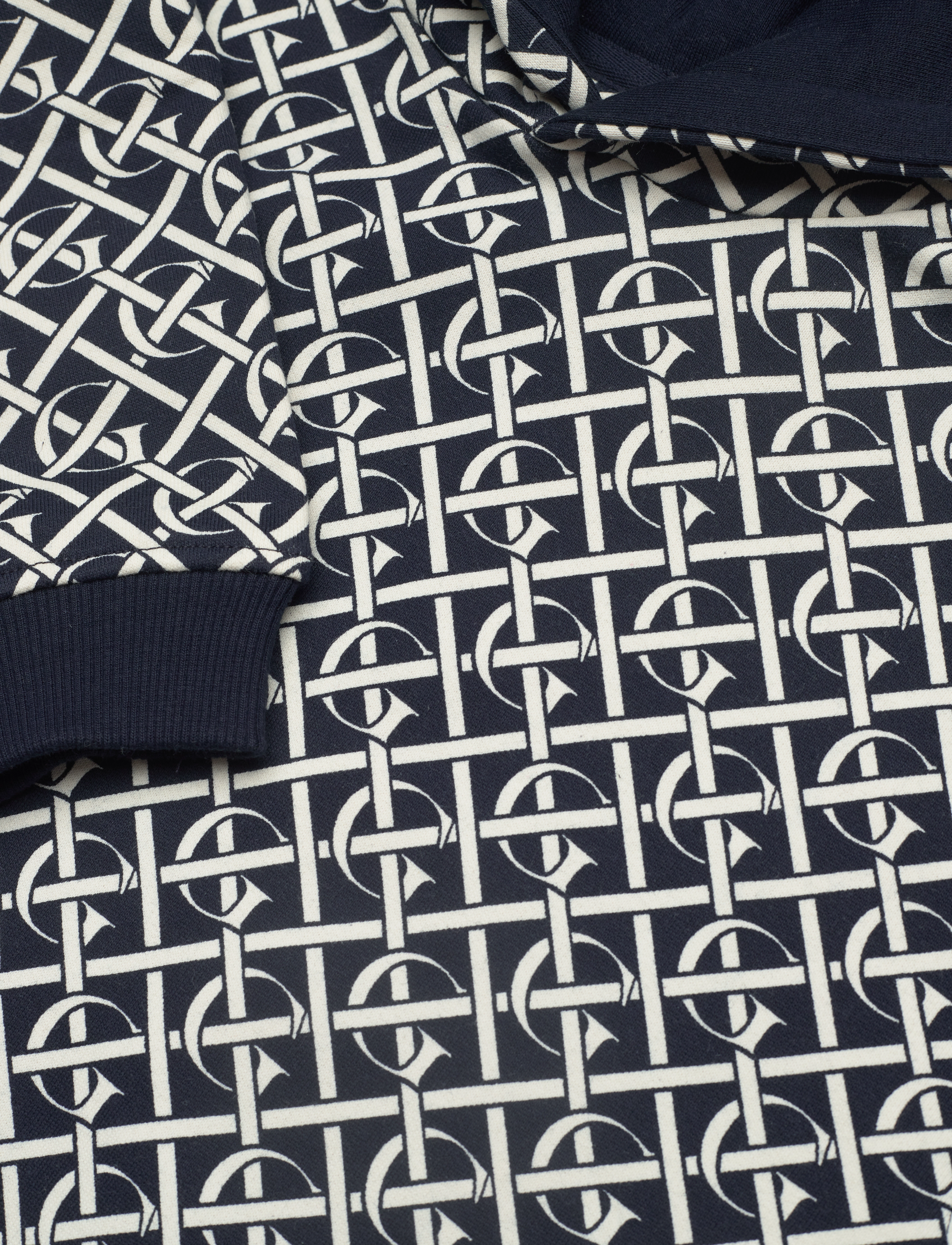 GANT - MONOGRAM OVERSIZED HOODIE - evening blue - 2