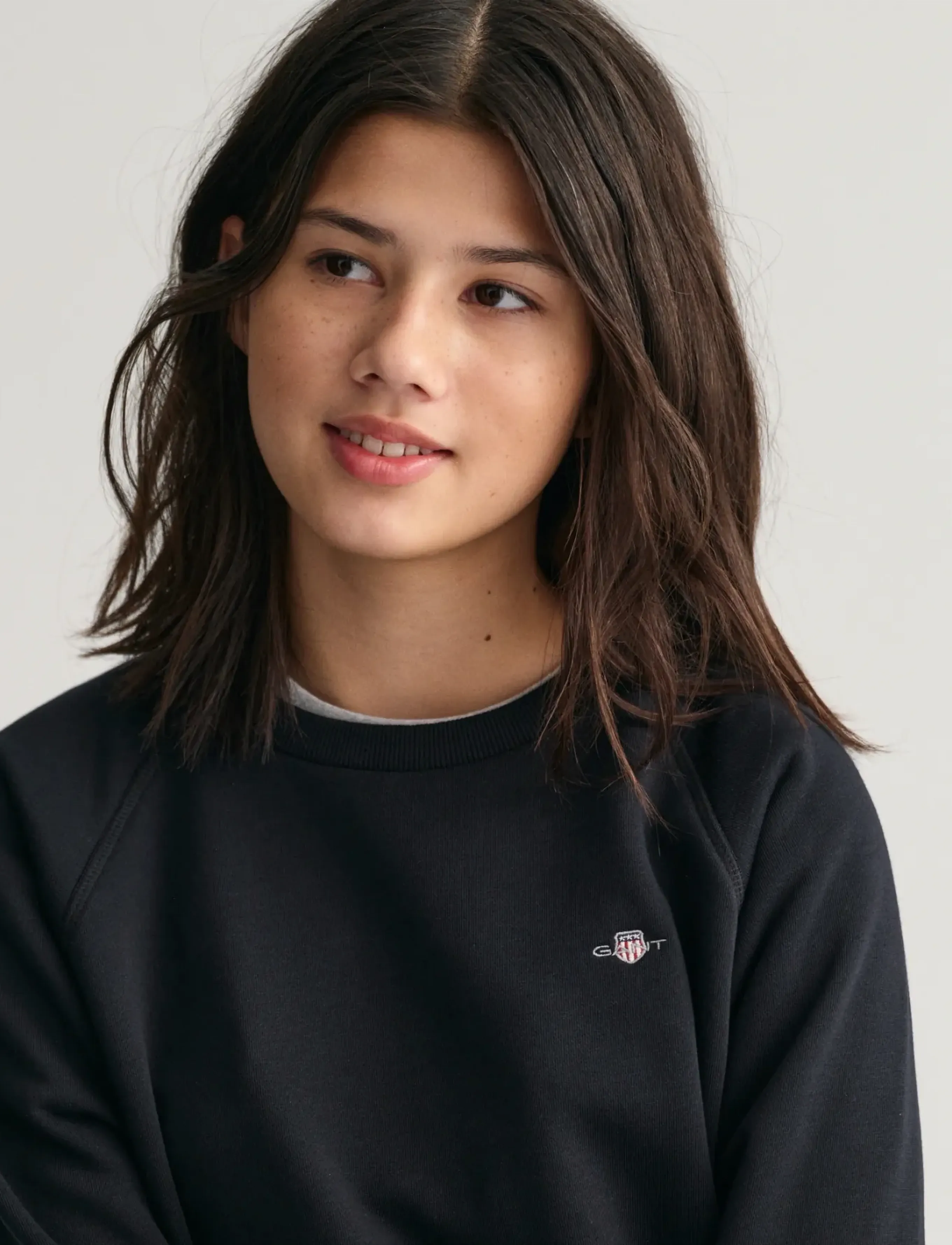 Gant - SHIELD C-NECK - sweatshirts - black - 4