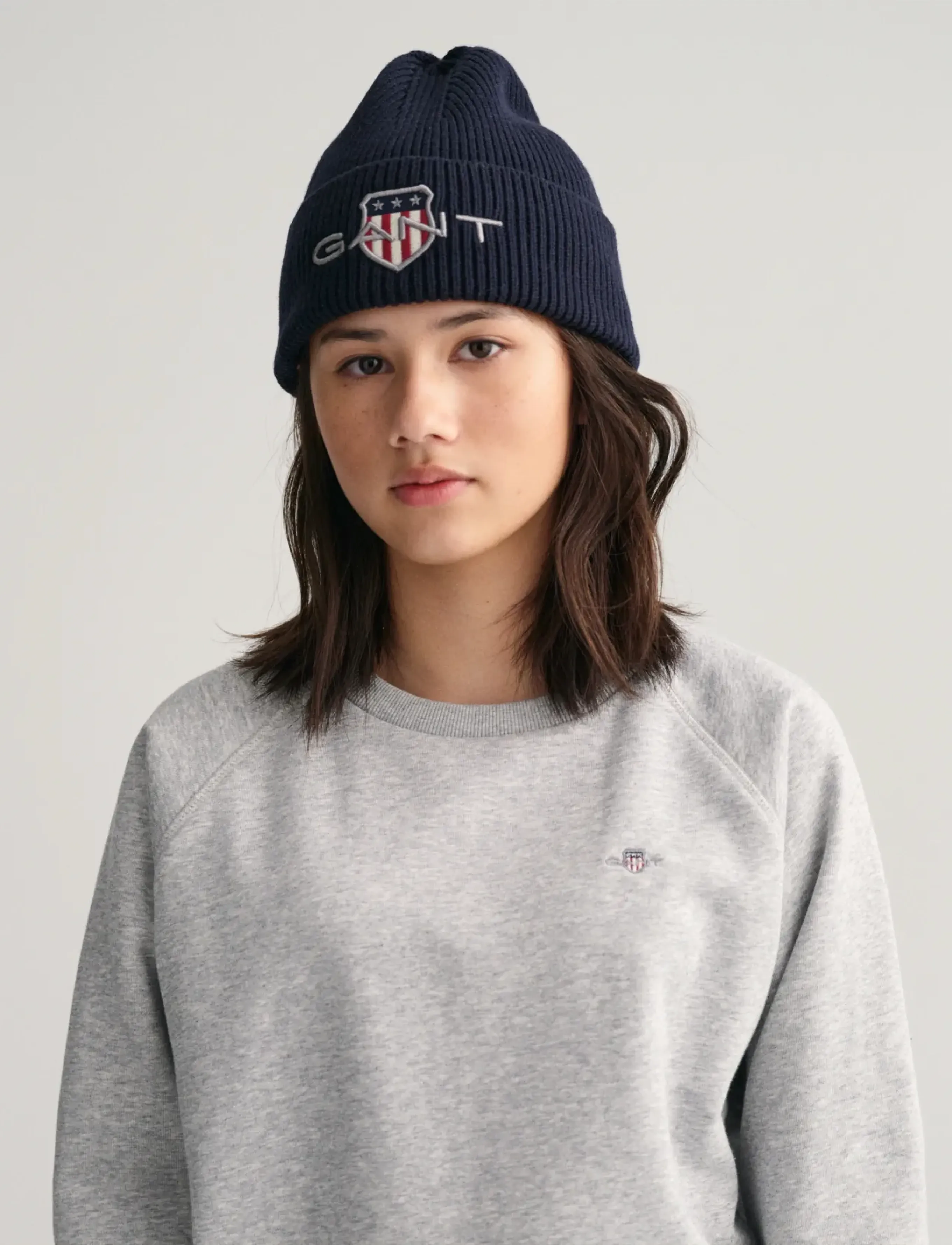 Gant - SHIELD C-NECK - sweatshirts - light grey melange - 4
