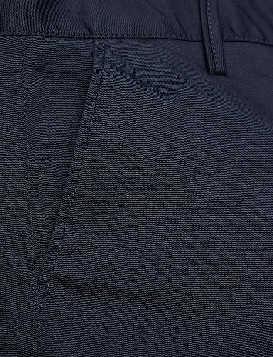 Gant - RELAXED CHINO PANTS - chinos - marine - 2