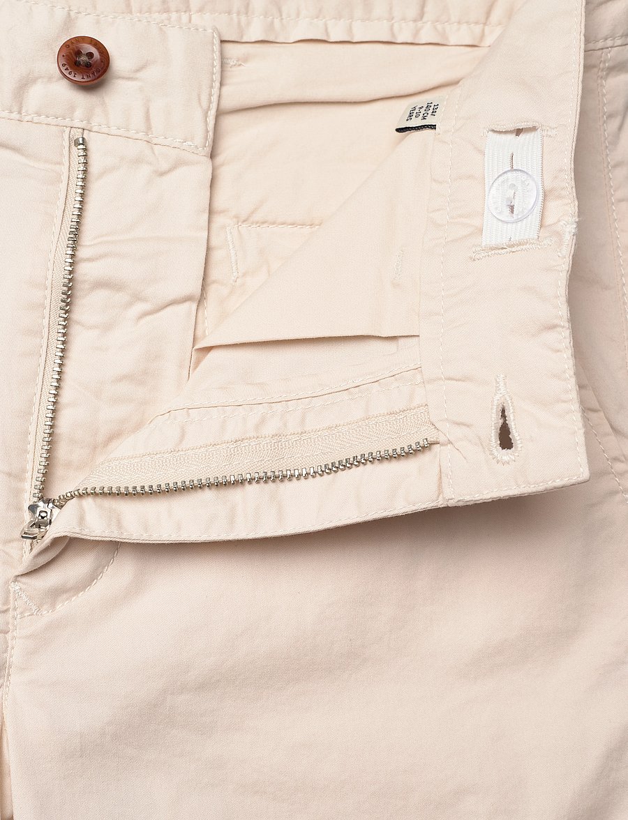 Gant - LIGHTWEIGHT CHINO SHORTS - short chino - putty - 3
