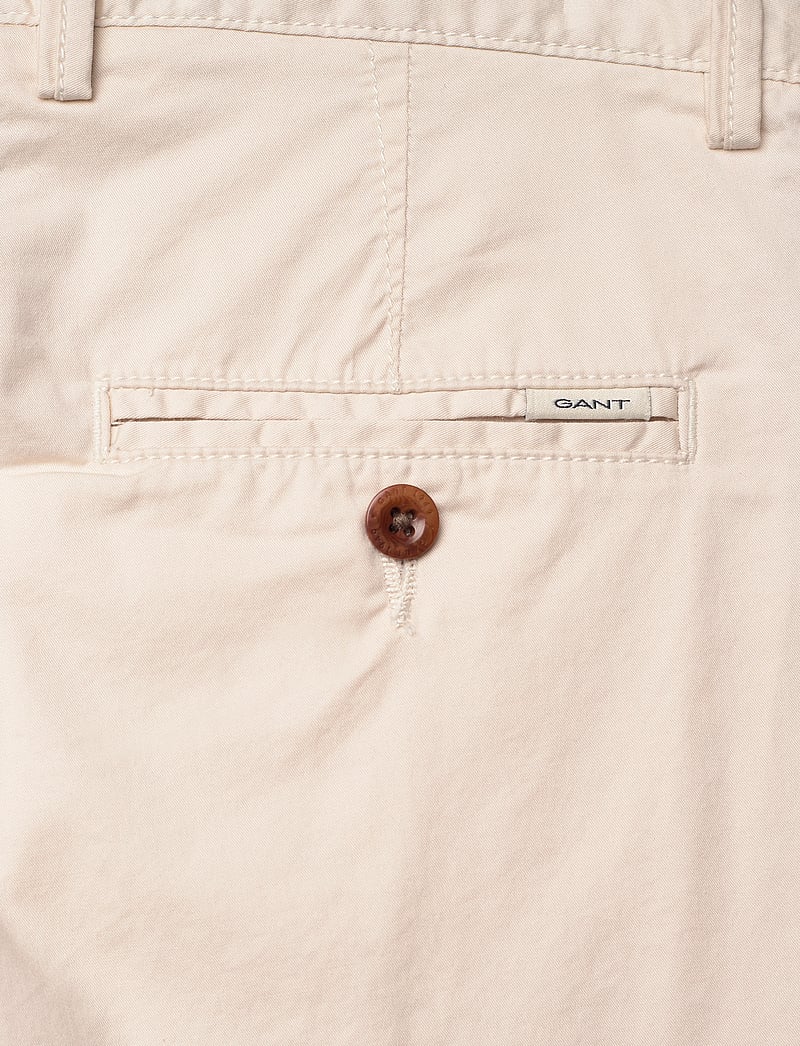 GANT - LIGHTWEIGHT CHINO SHORTS - chino-shorts - putty - 4
