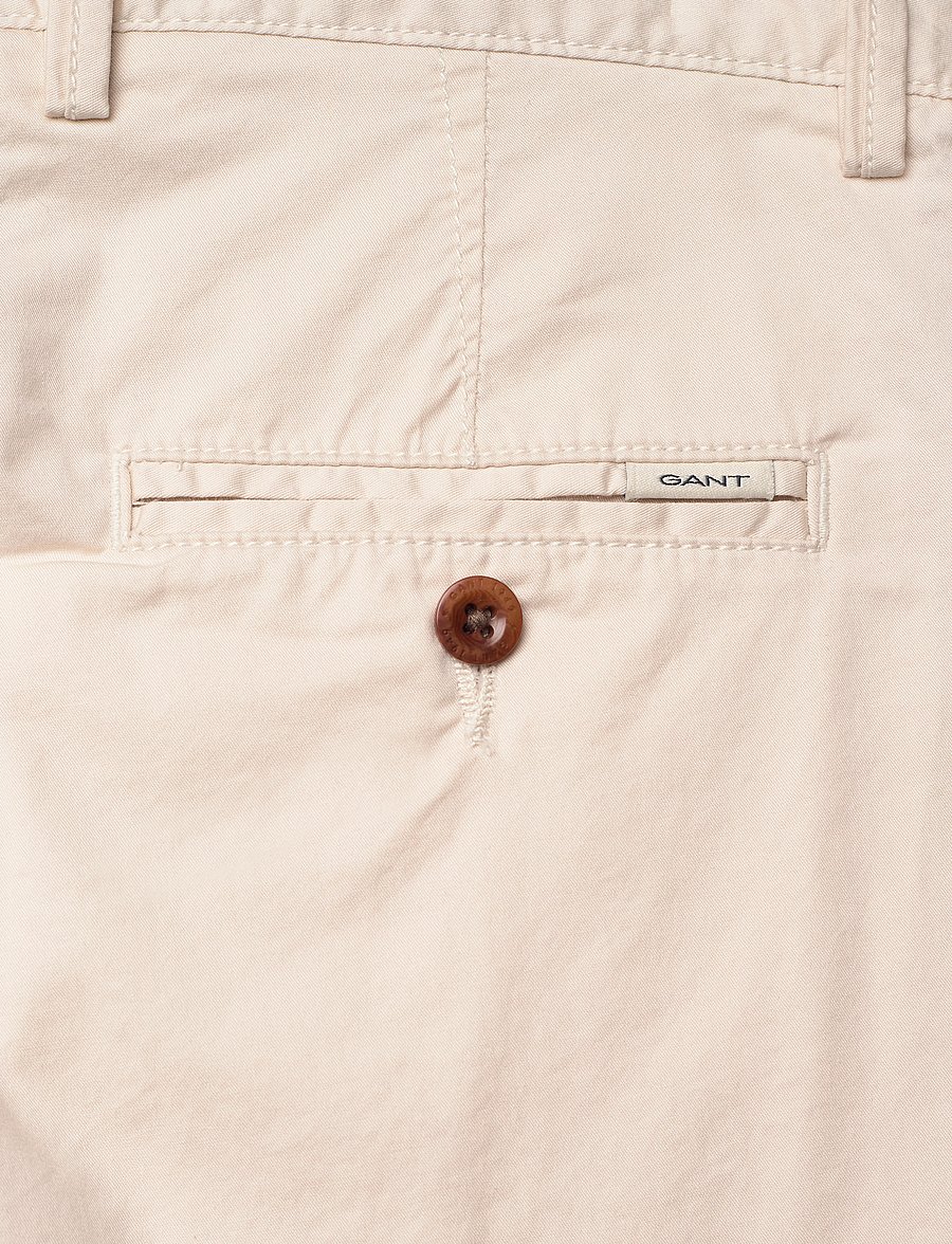 Gant - LIGHTWEIGHT CHINO SHORTS - short chino - putty - 4