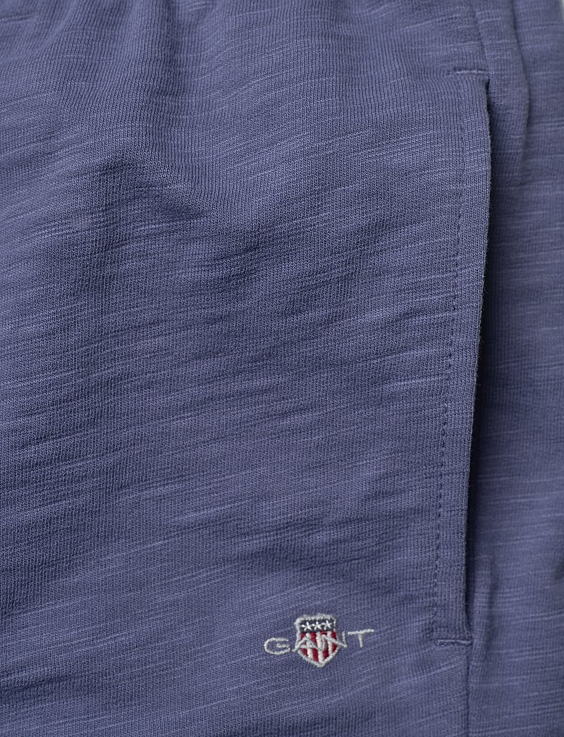 GANT - SHIELD COTTON SLUB SHORTS - sweatshorts - dusty navy - 2