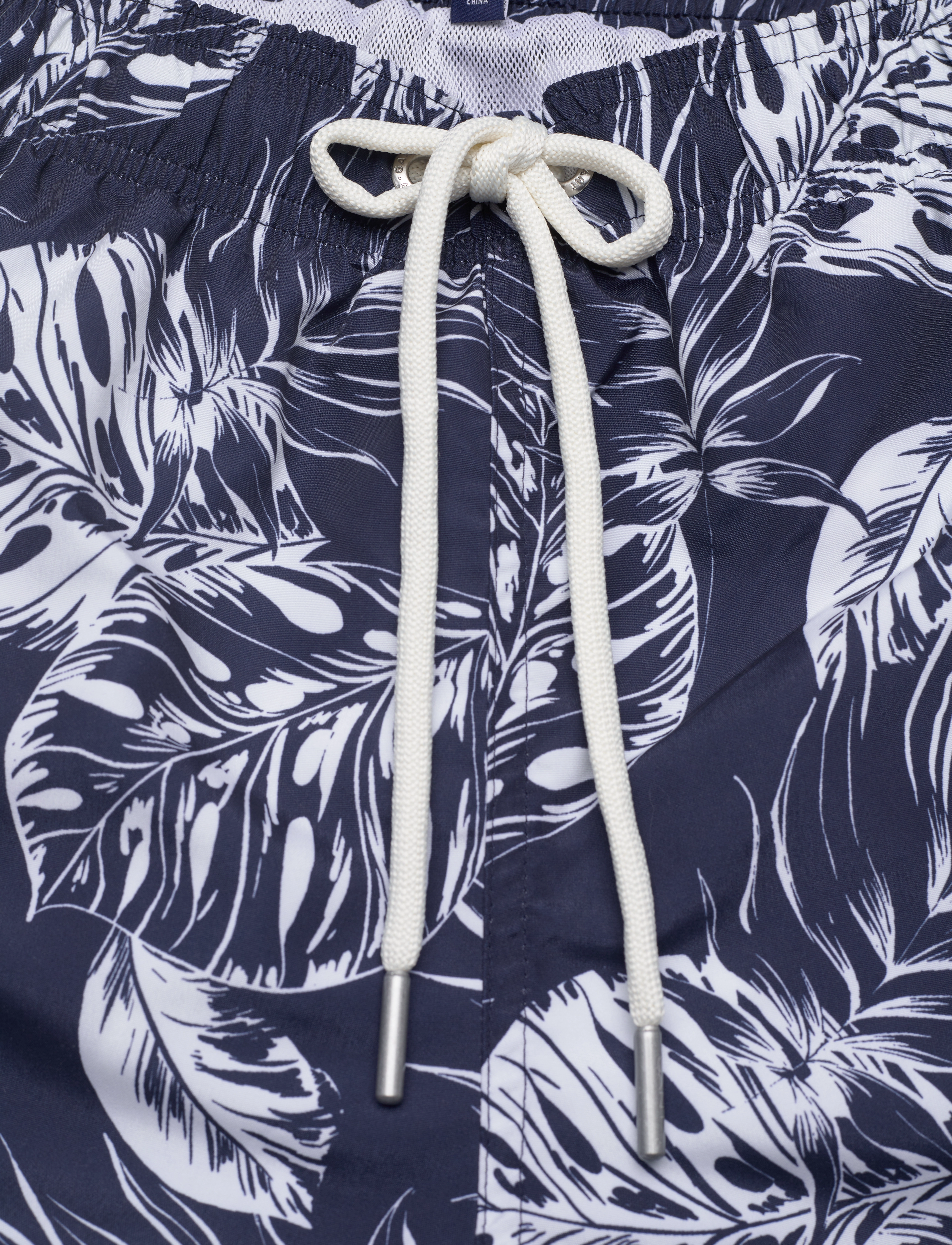GANT - CF TROPICAL LEAVES PRINT SW SHORTS - marine - 2