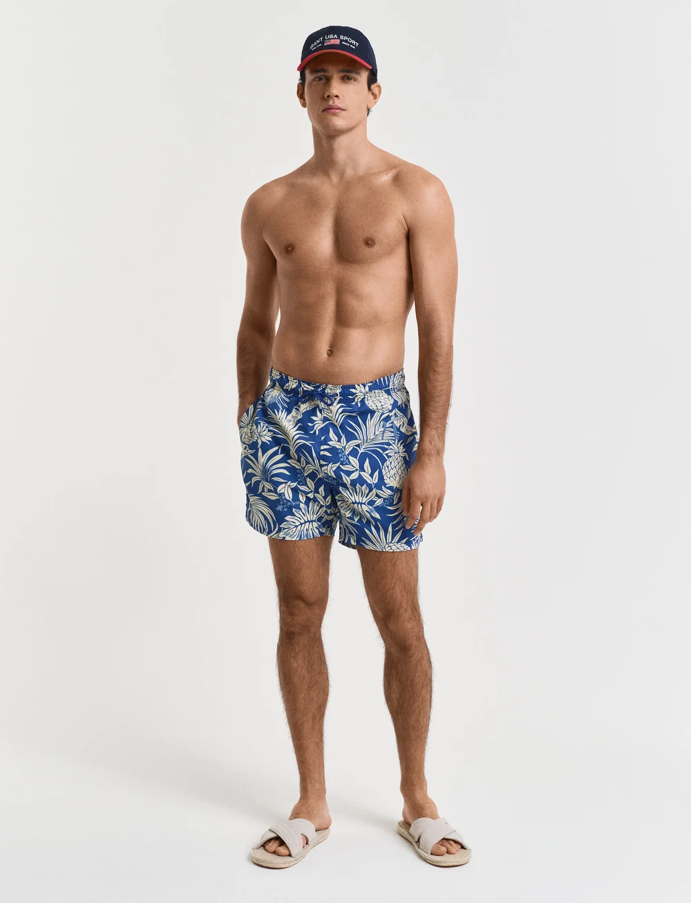 GANT - TROPICAL PRINT SWIM SHORTS - badehosen - rich blue - 0