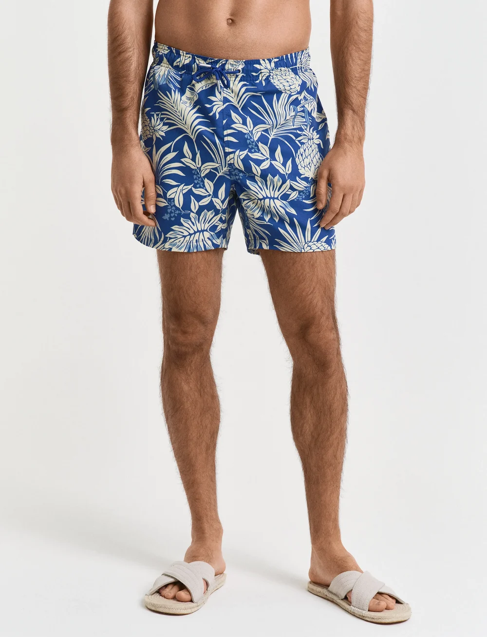 GANT - TROPICAL PRINT SWIM SHORTS - badehosen - rich blue - 3