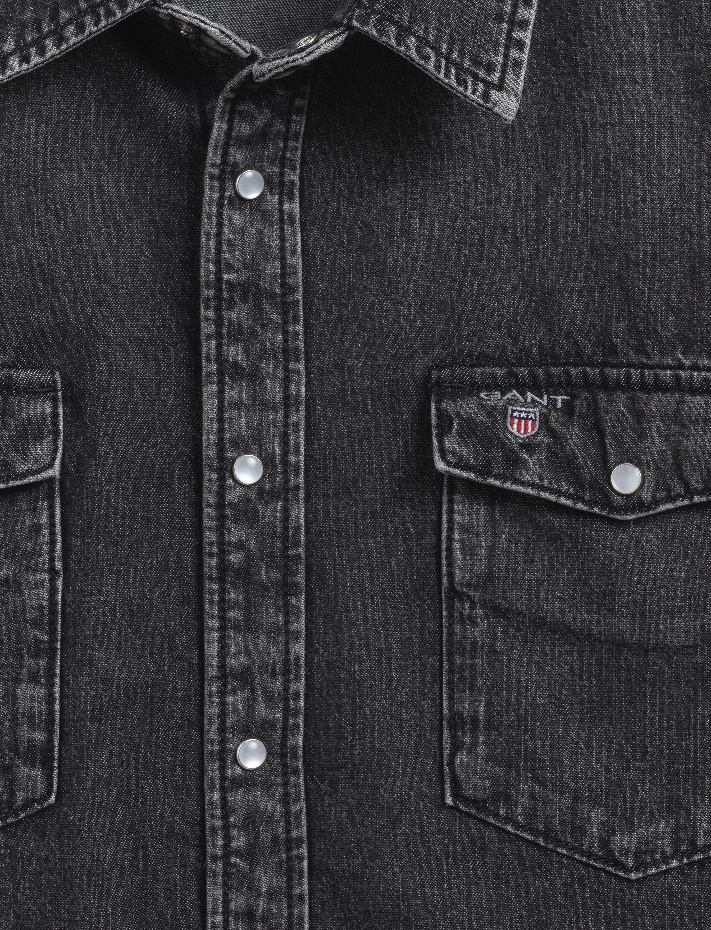 GANT - D2. OVERSIZED DENIM SHIRT - black raw - 4