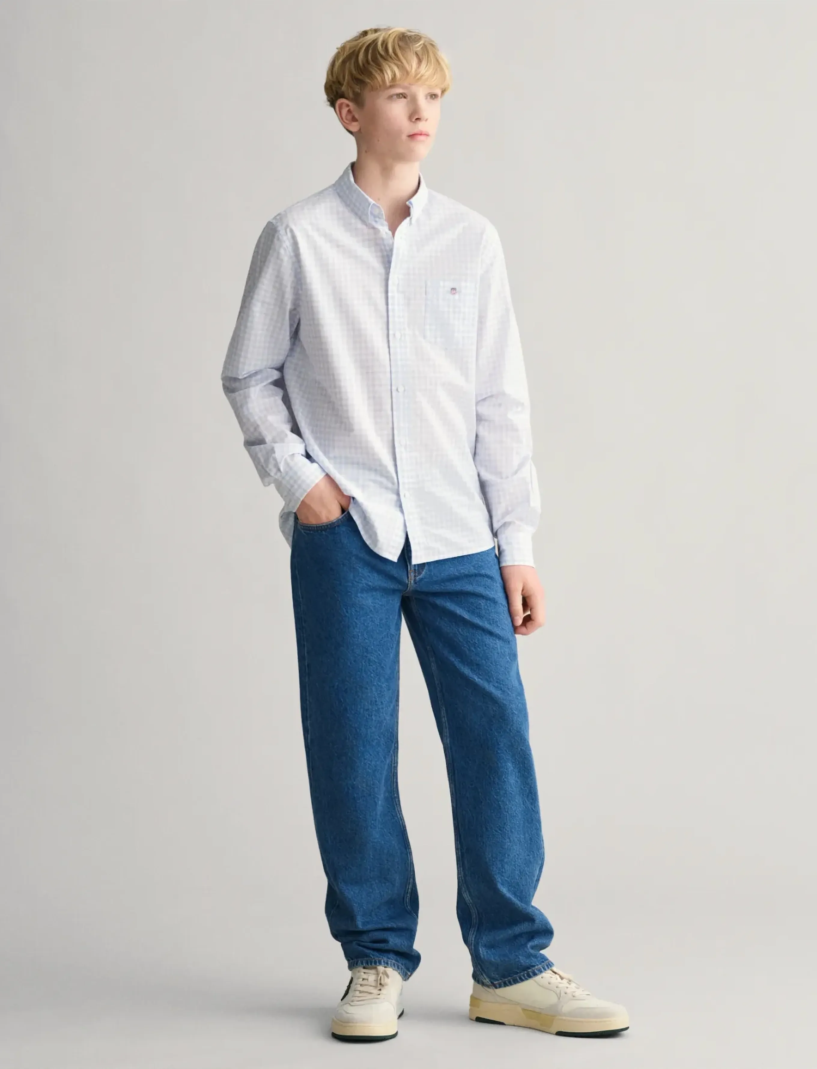 Gant - POPLIN GINGHAM SHIELD SHIRT - långärmade skjortor - light blue - 4