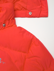 GANT - RELAXED PUFFER JACKET - untuva- & toppatakit - tomato red - 2