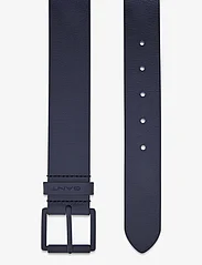 GANT - TONAL BUCKLE LEATHER BELT - belts - classic blue - 1