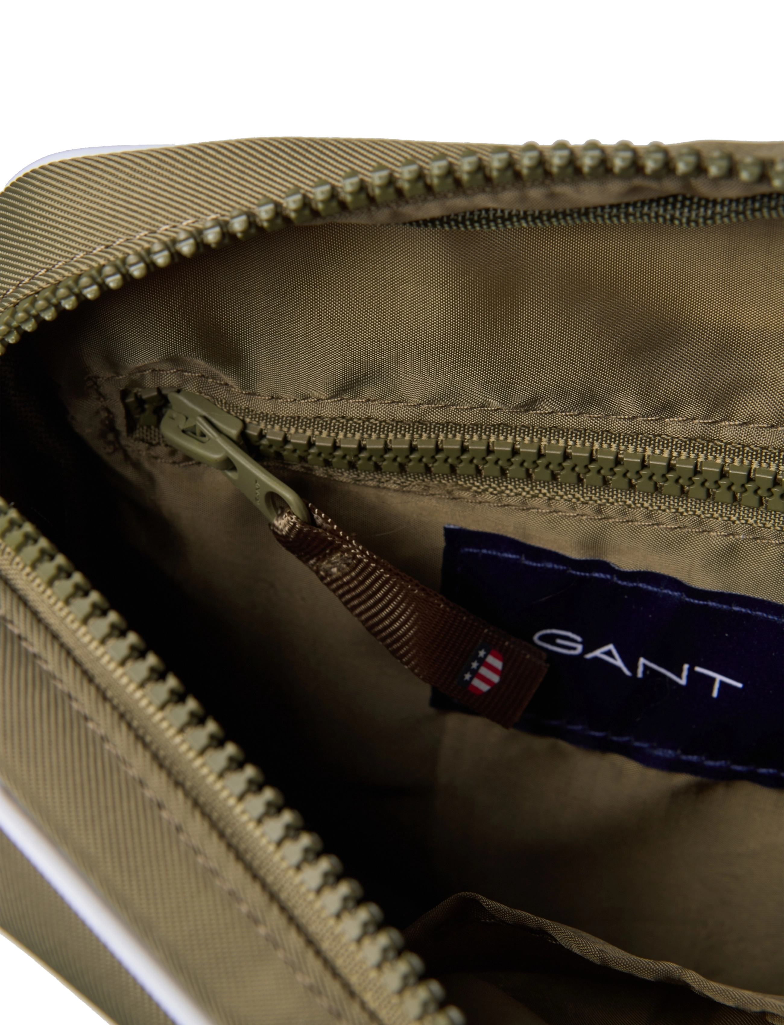 GANT - D1. GANT RETRO SHIELD ORG BAG - utility green - 3