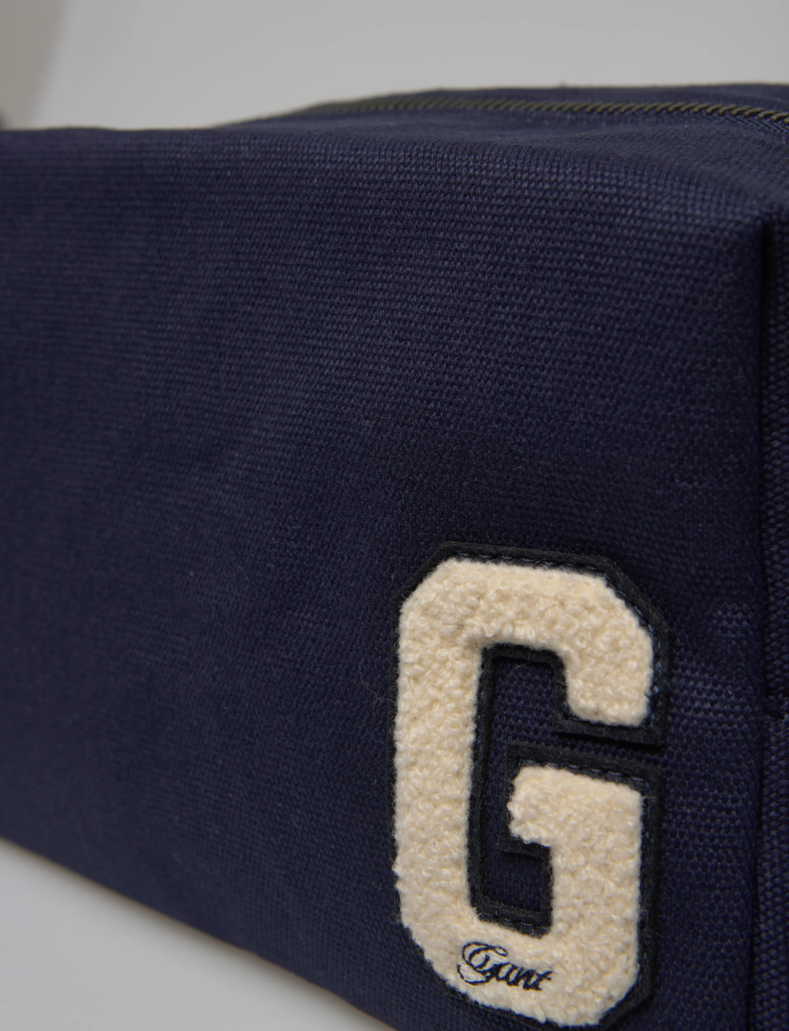 GANT - G BADGE COTTON CANVAS WASHBAG - evening blue - 4
