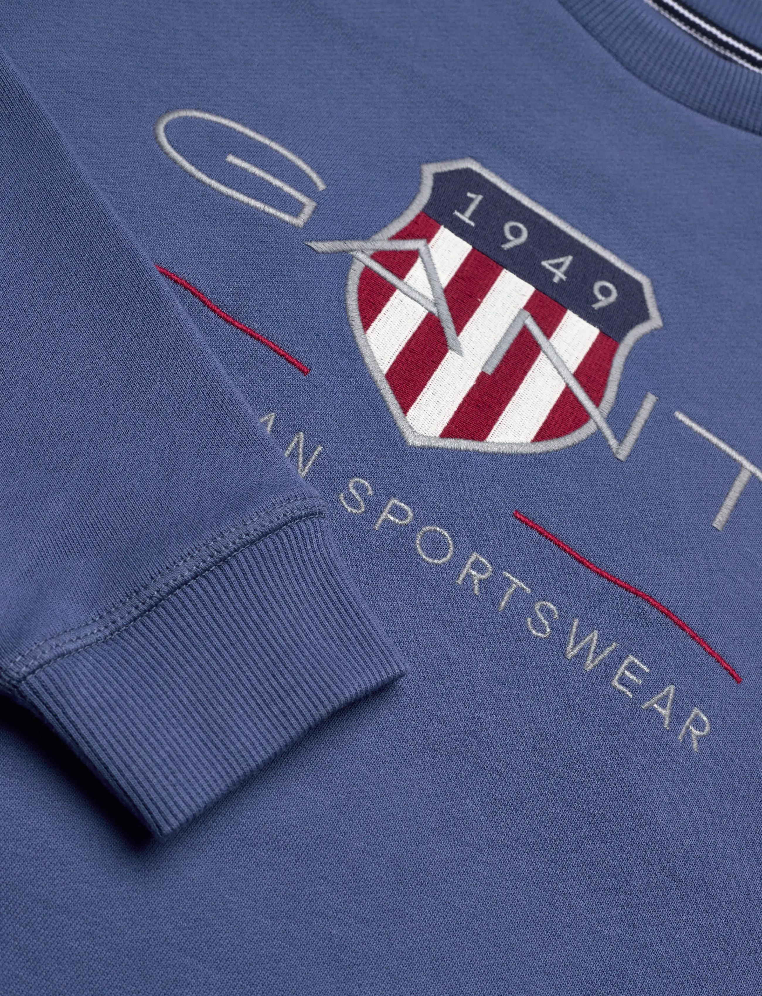 Gant Kids - Archive Shield Crew Neck Sweatshirt - sweatshirts - vintage blue - 2