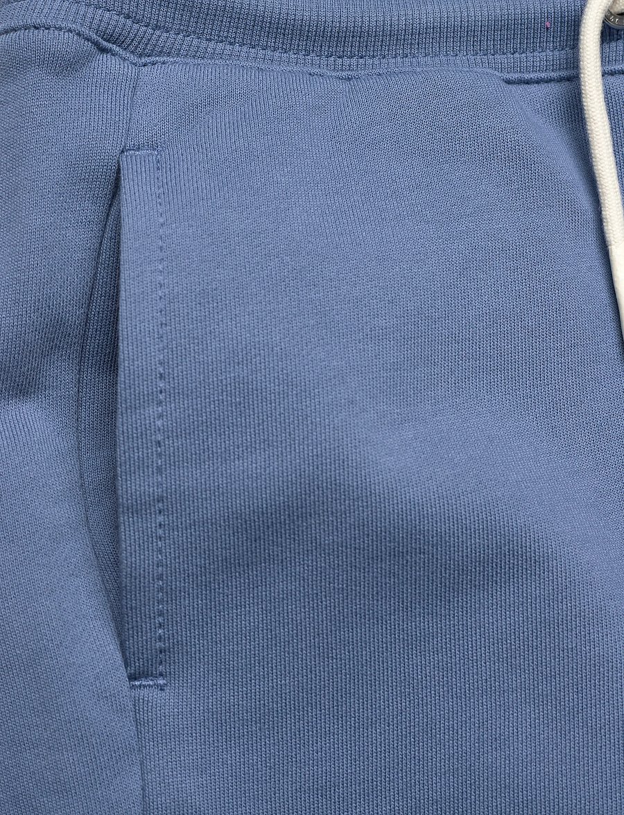 Gant Kids - Shield Sweatshorts - lühikesed dressipüksid - salty sea - 2