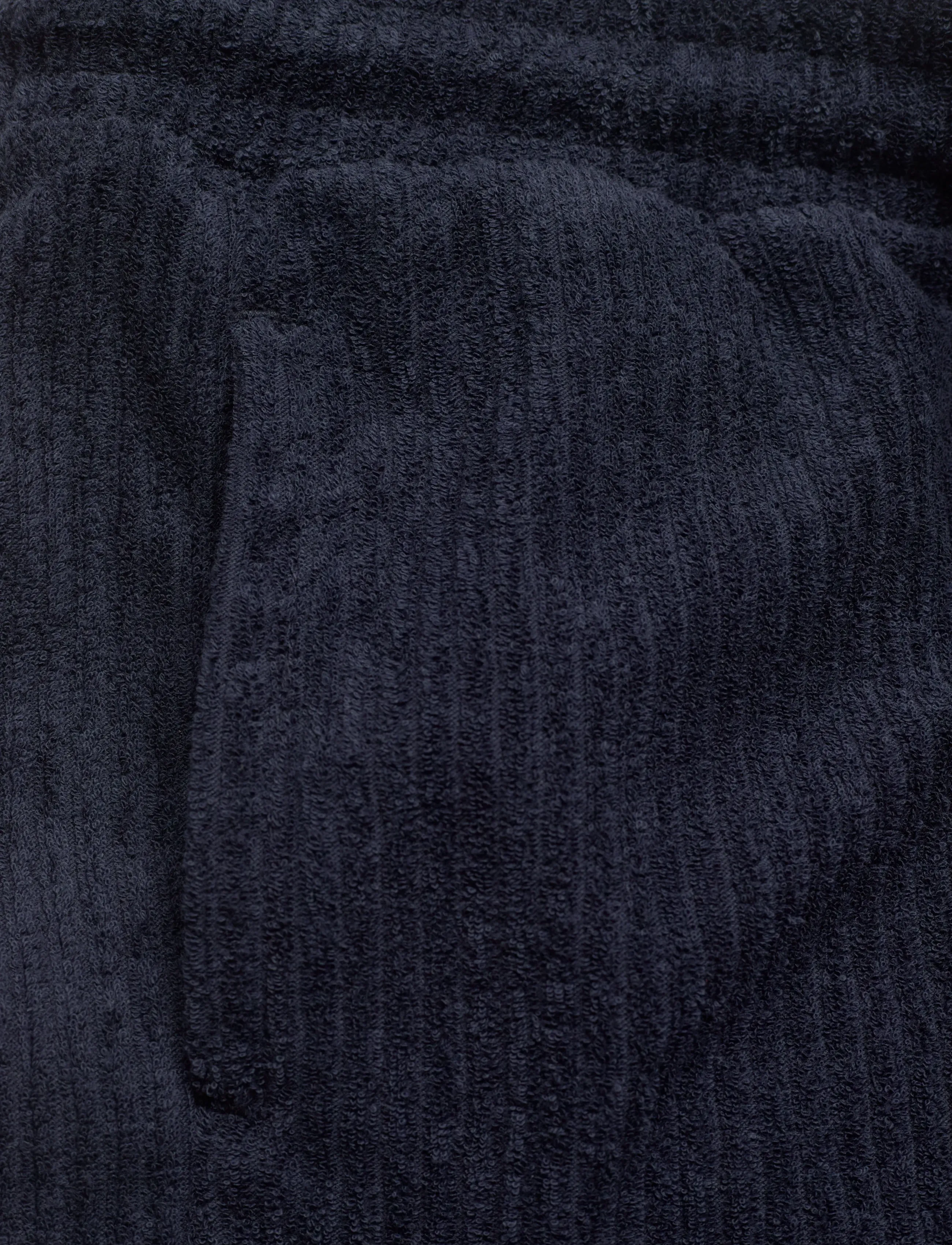 Gant Kids - Shield Towelling Sweatshorts - lühikesed dressipüksid - evening blue - 2