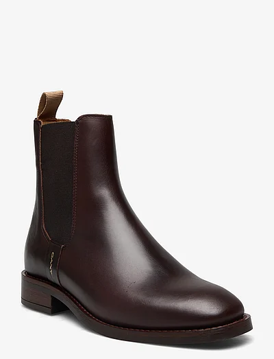 Chelsea boots cyber deals monday