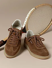 GANT - Cuzmo Sneaker - låga sneakers - brown - 0