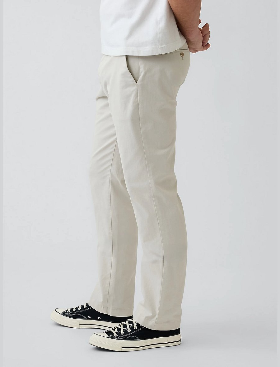 GAP - Modern Straight Khakis from the GAP collection - chinos - sandstone - 3