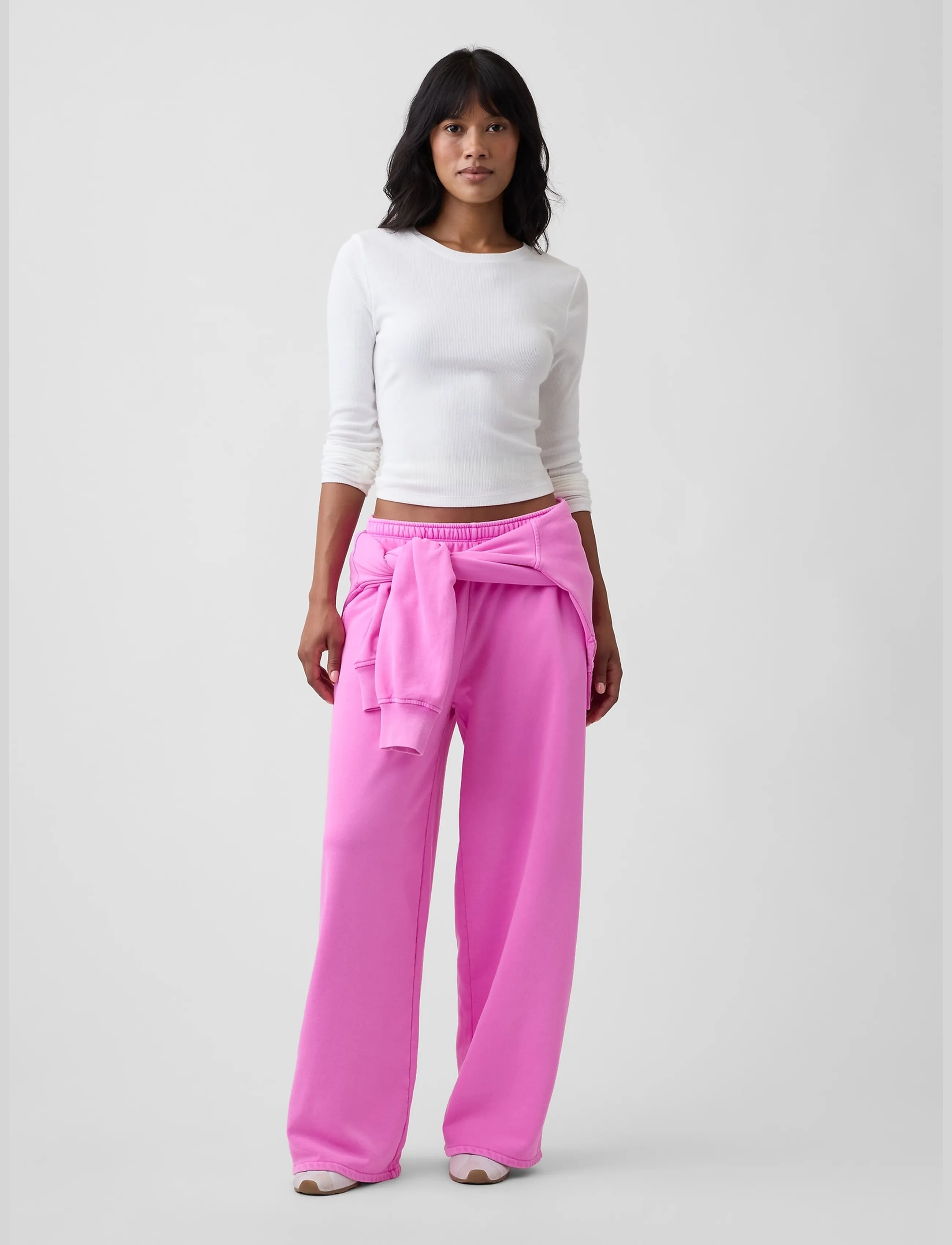 GAP - VintageSoft Baggy Wide-Leg Sweatpants from the GAP collection - neon pink glow - 4