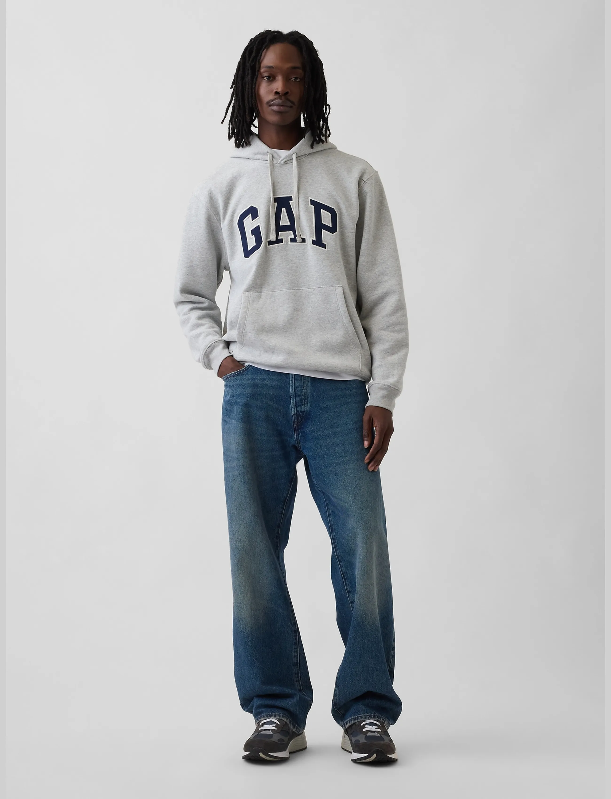 GAP - Adult VintageSoft Arch Logo Hoodie - light heather grey v2 - 2