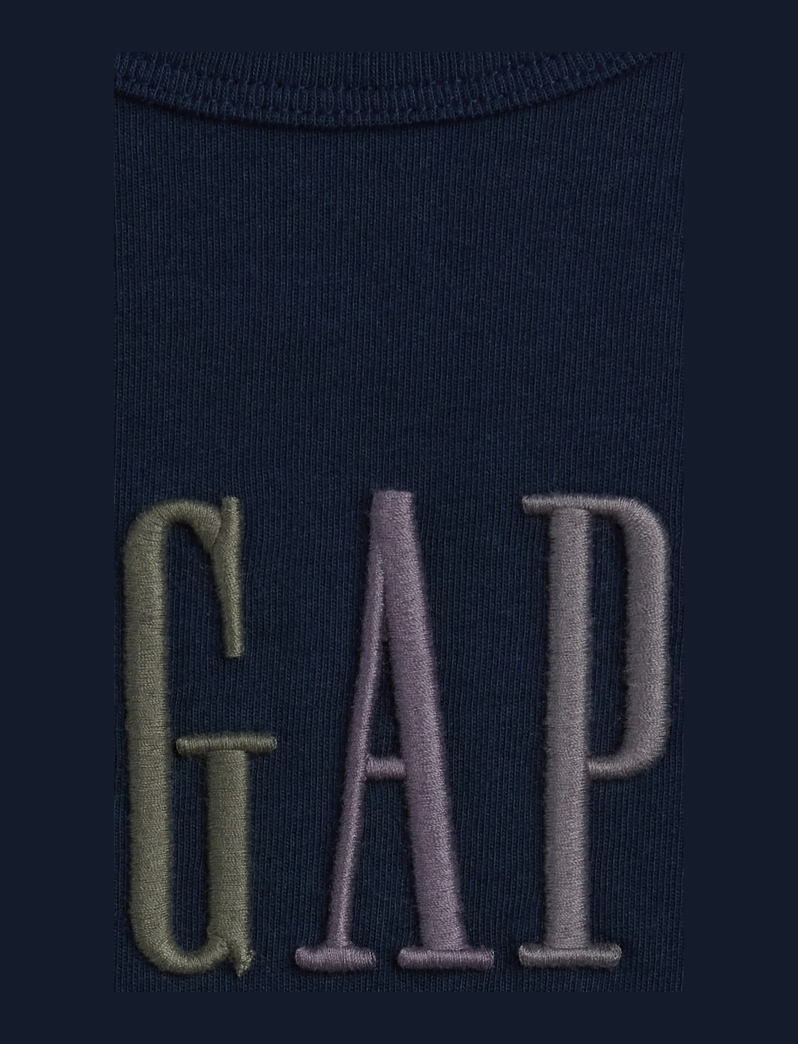 GAP - Corp Logo T-Shirt from the GAP collection - kortärmade t-shirts - new classic navy - 4
