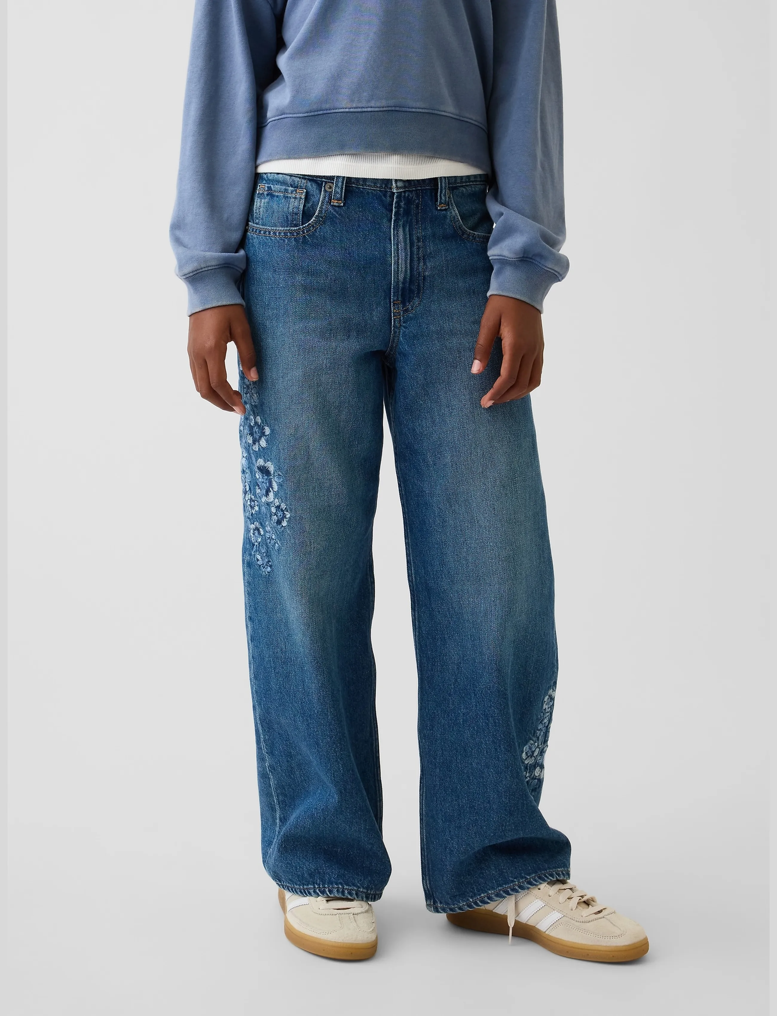 GAP - Kids Low Rise Stride Embroidered Floral Wide-Leg Jeans - medium wash - 2