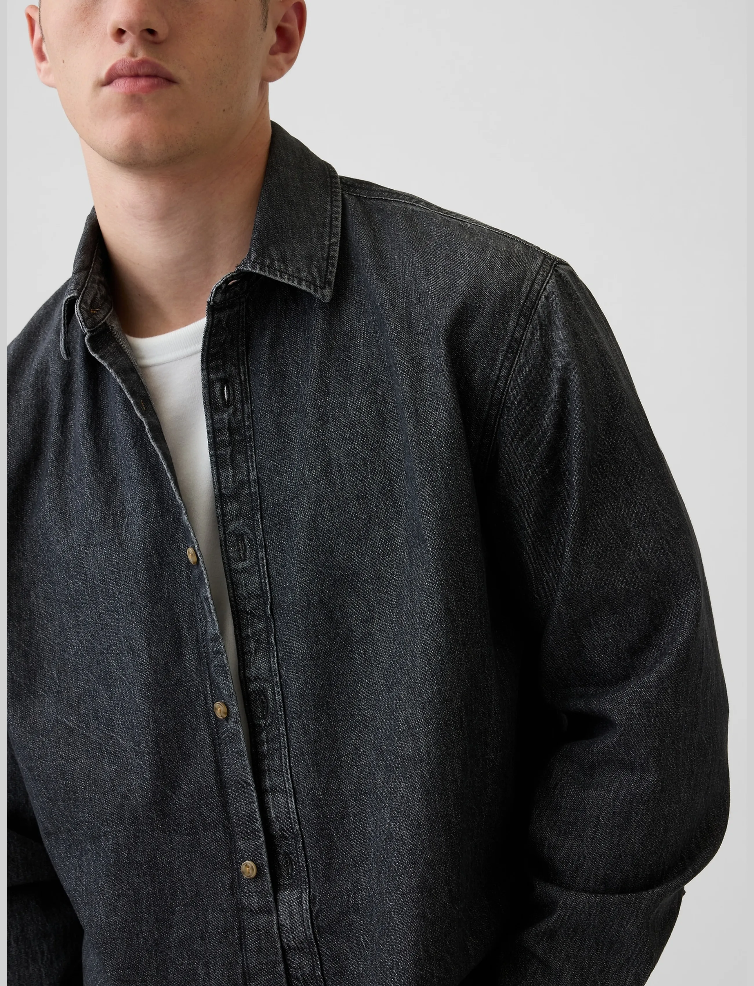 GAP - Denim Relaxed Straight-Hem Shirt from the GAP collection - washed black - 4
