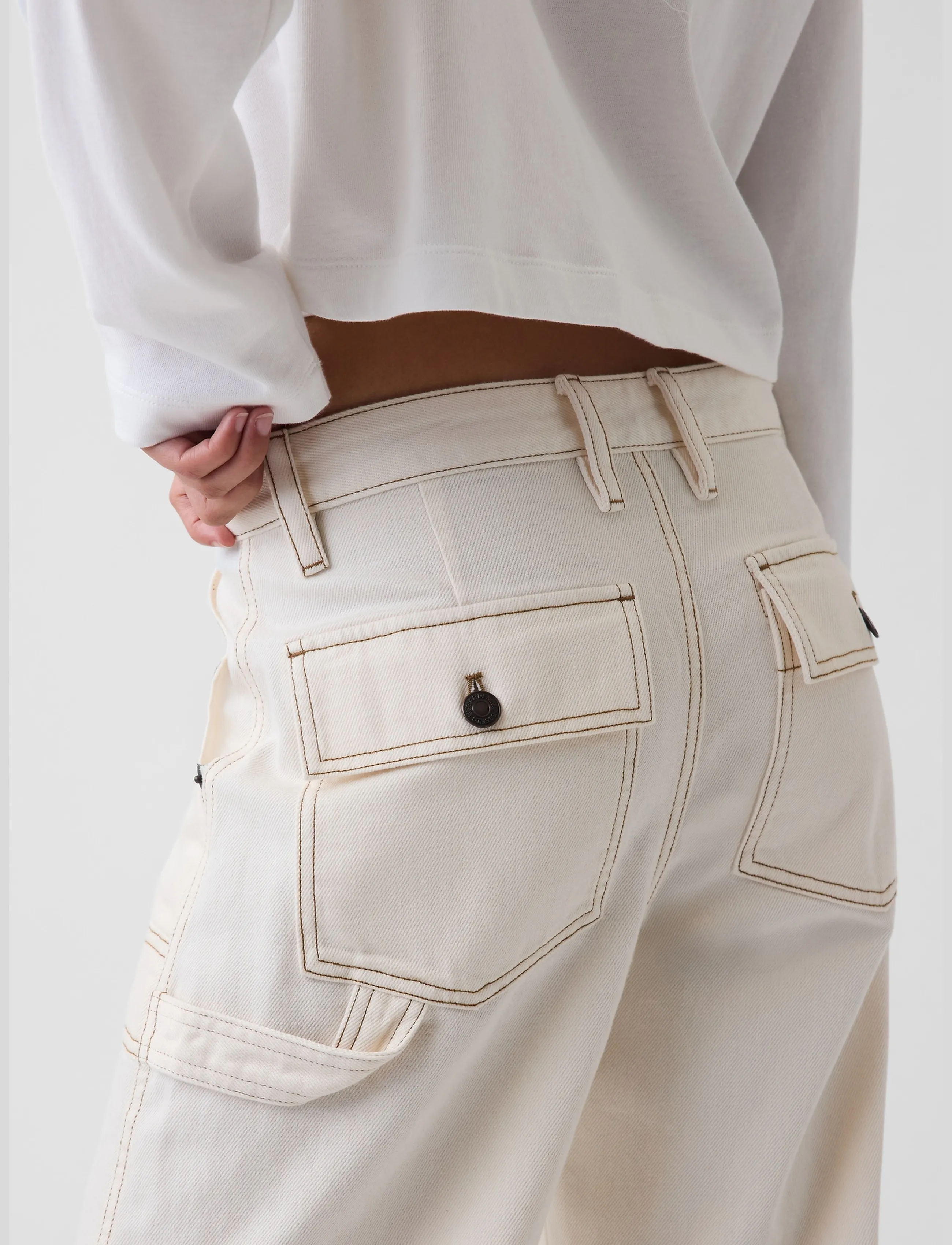 GAP - Mid Rise Barrel Utility Ankle Pants - barrel trousers - ivory frost - 5