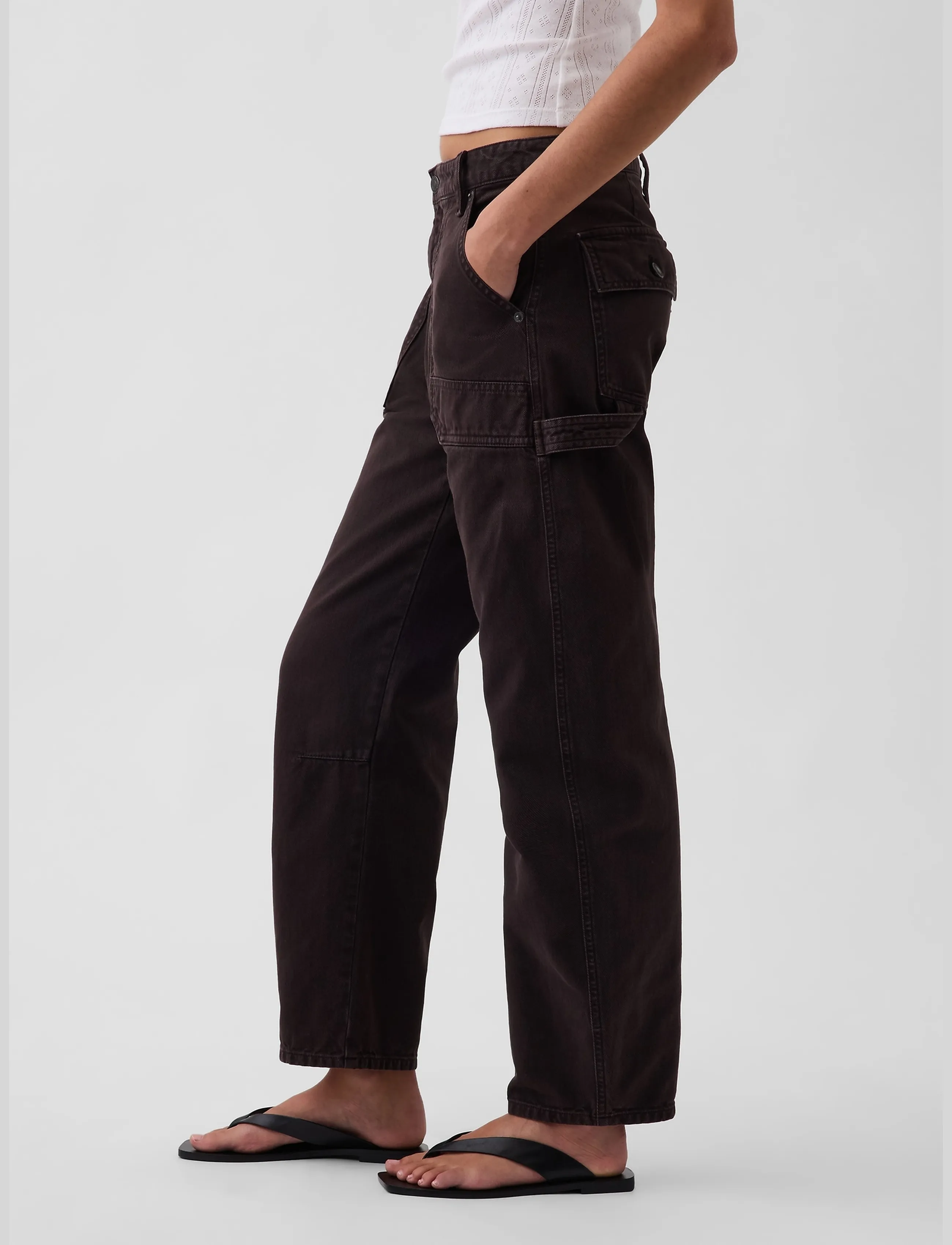 GAP - Mid Rise Barrel Utility Ankle Pants - barrel trousers - terra brown - 3