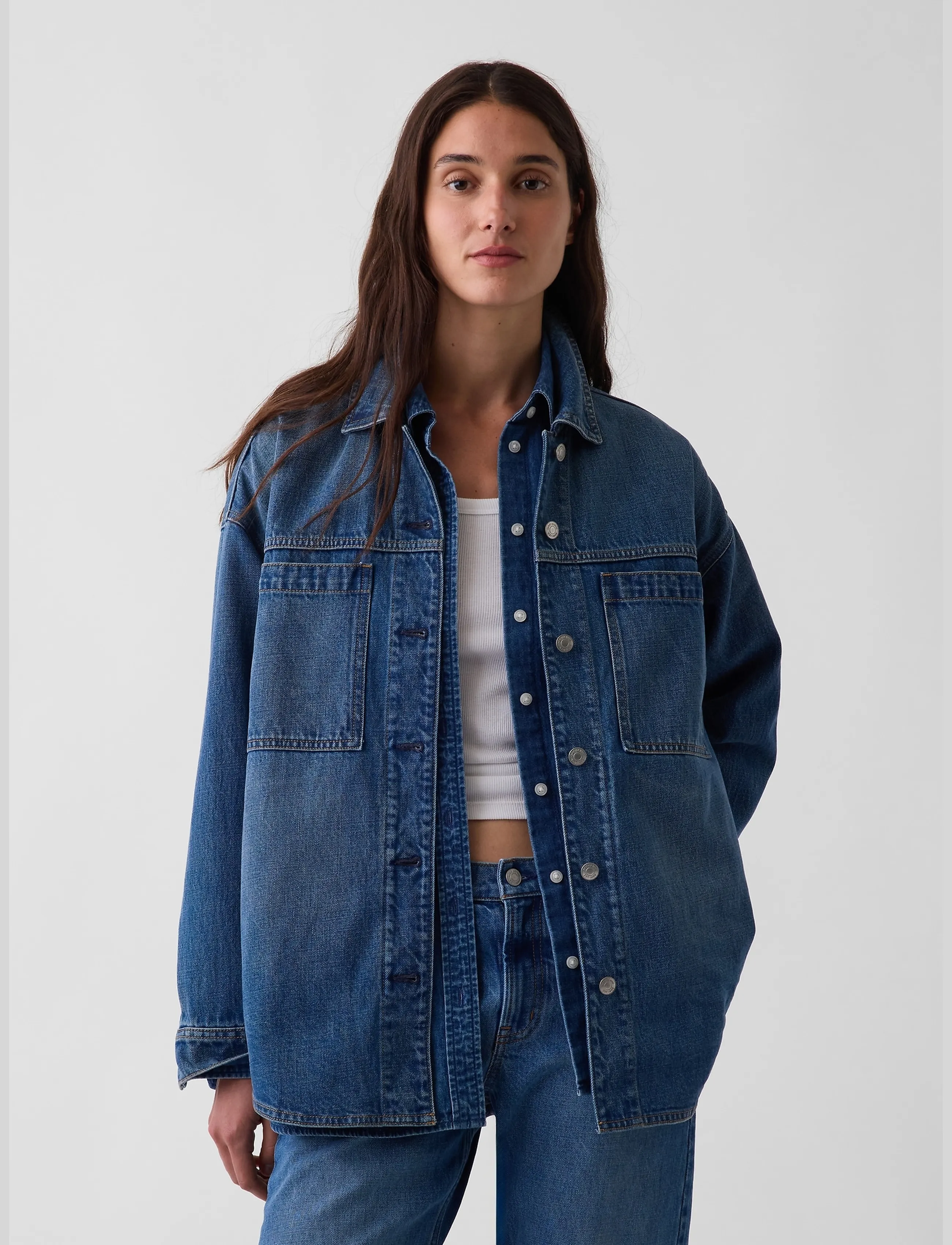GAP Denim Oversized Shirt Jacket from the GAP collection - GAP - MEDIUM WASH / blue