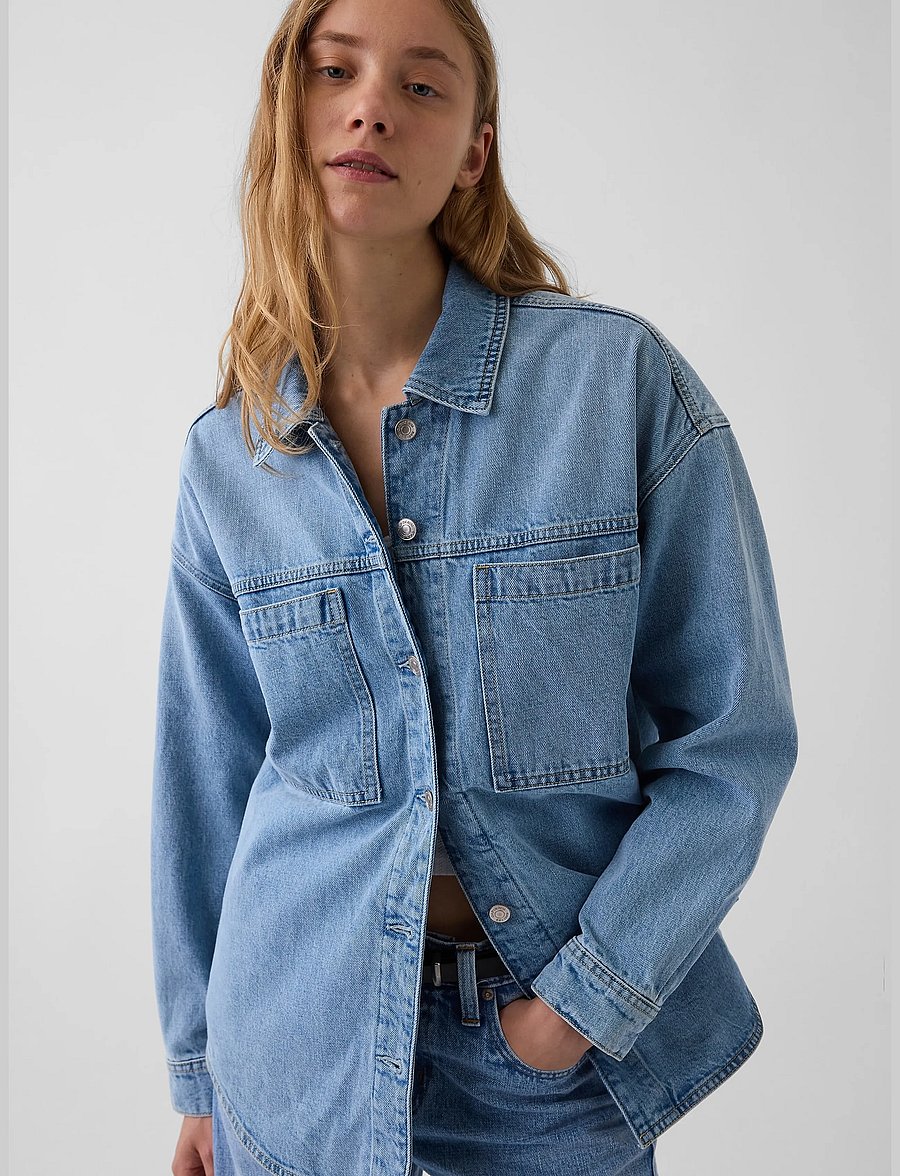 GAP - Denim Oversized Shirt Jacket from the GAP collection - light wash - 4