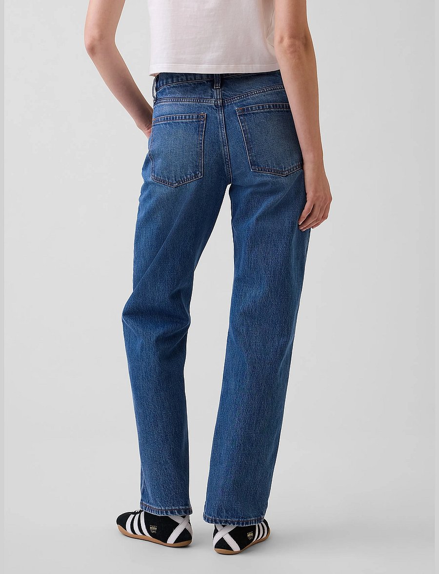 GAP - Mid Rise Straight Taper Jeans - medium wash - 3