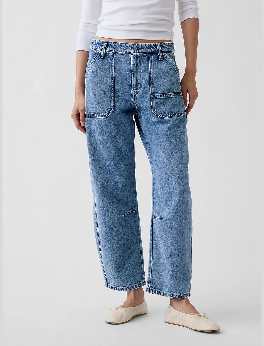 GAP - Mid-Rise Barrel Utility Jeans from the GAP collection - barrel jeans - light wash - 5