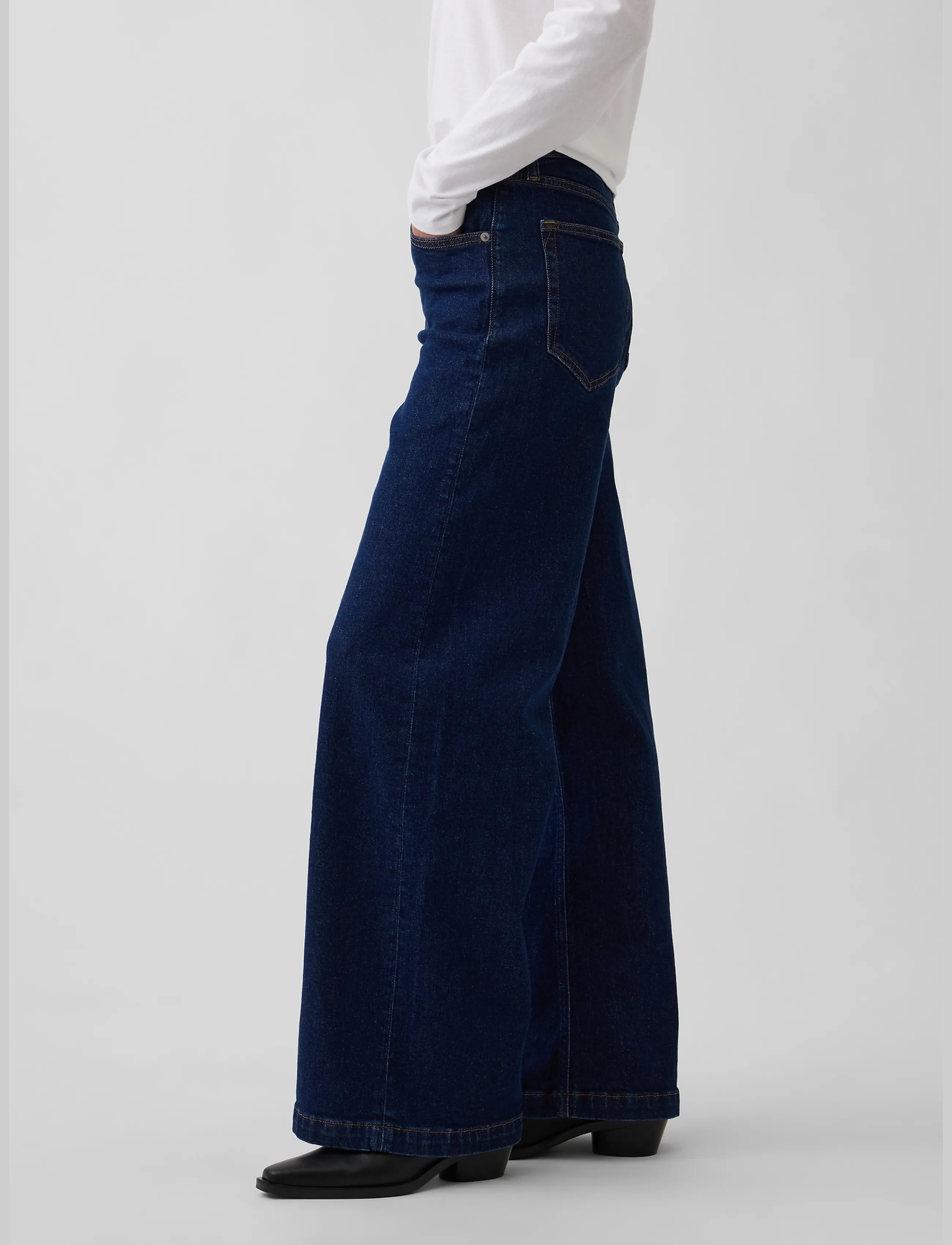 GAP - High-Rise Stride Jeans from the GAP collection - rinse wash - 3