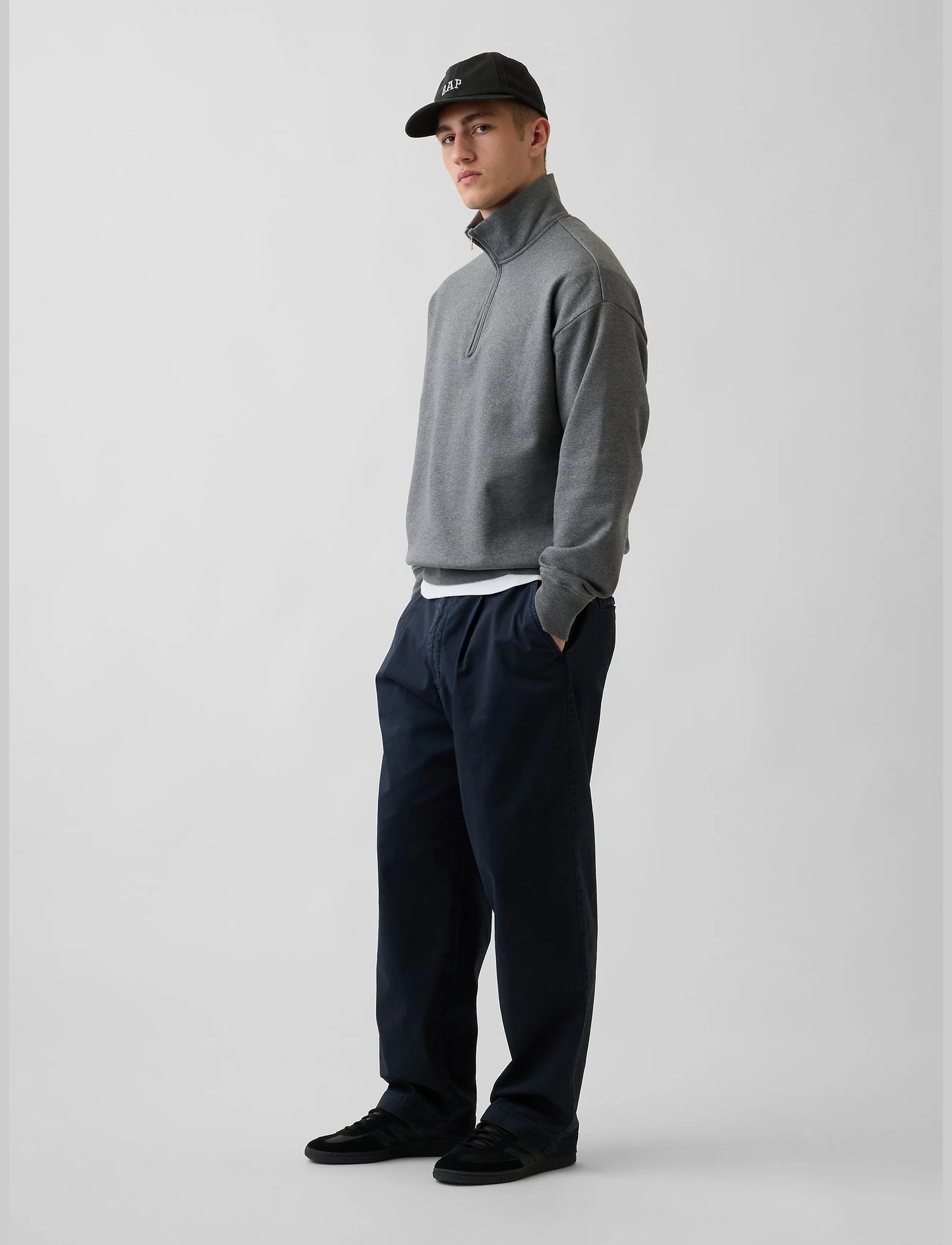 GAP - Baggy Khakis from the GAP collection - chinos - moonless night - 5