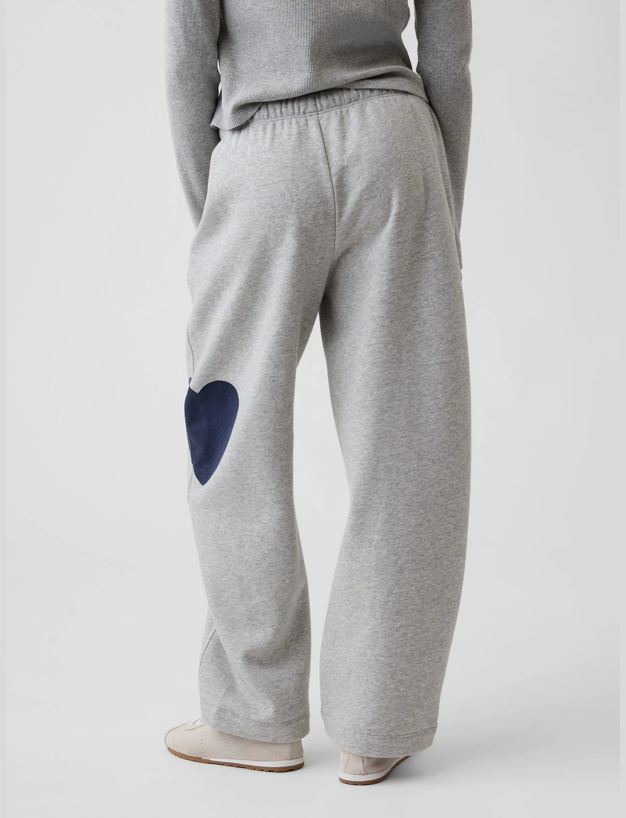 GAP - Kids VintageSoft Relaxed Barrel Sweatpants - b08 - 3