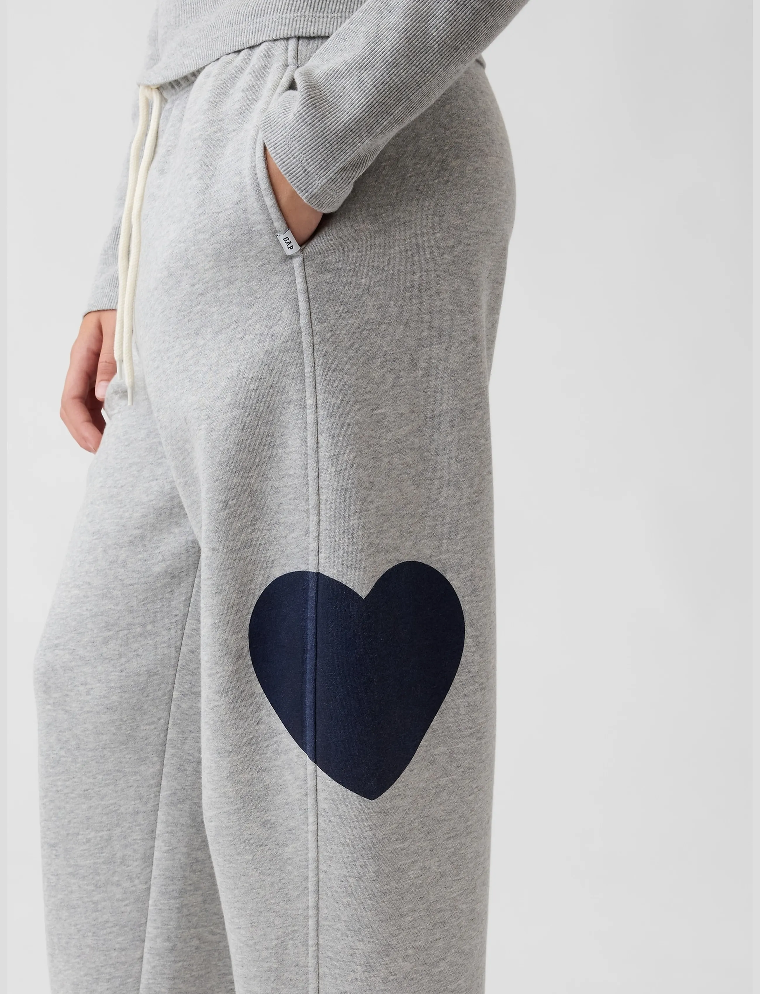 GAP - Kids VintageSoft Relaxed Barrel Sweatpants - b08 - 4