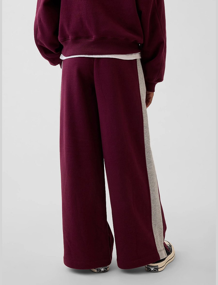 GAP - Kids VintageSoft Baggy Varsity Sweatpants - tuscan red - 3