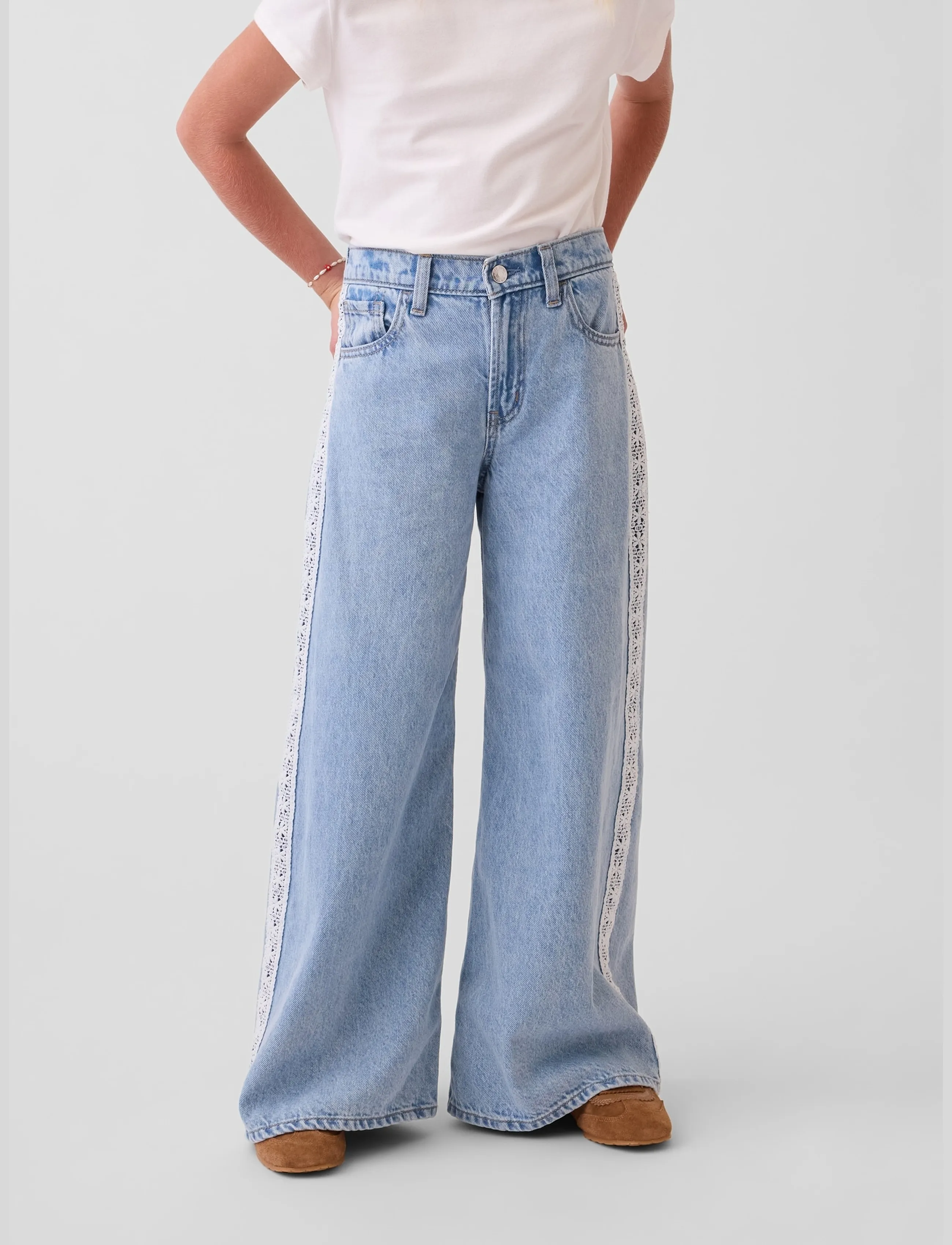 GAP - Kids Low Rise Lace-Trim Baggy Jeans - light wash - 2