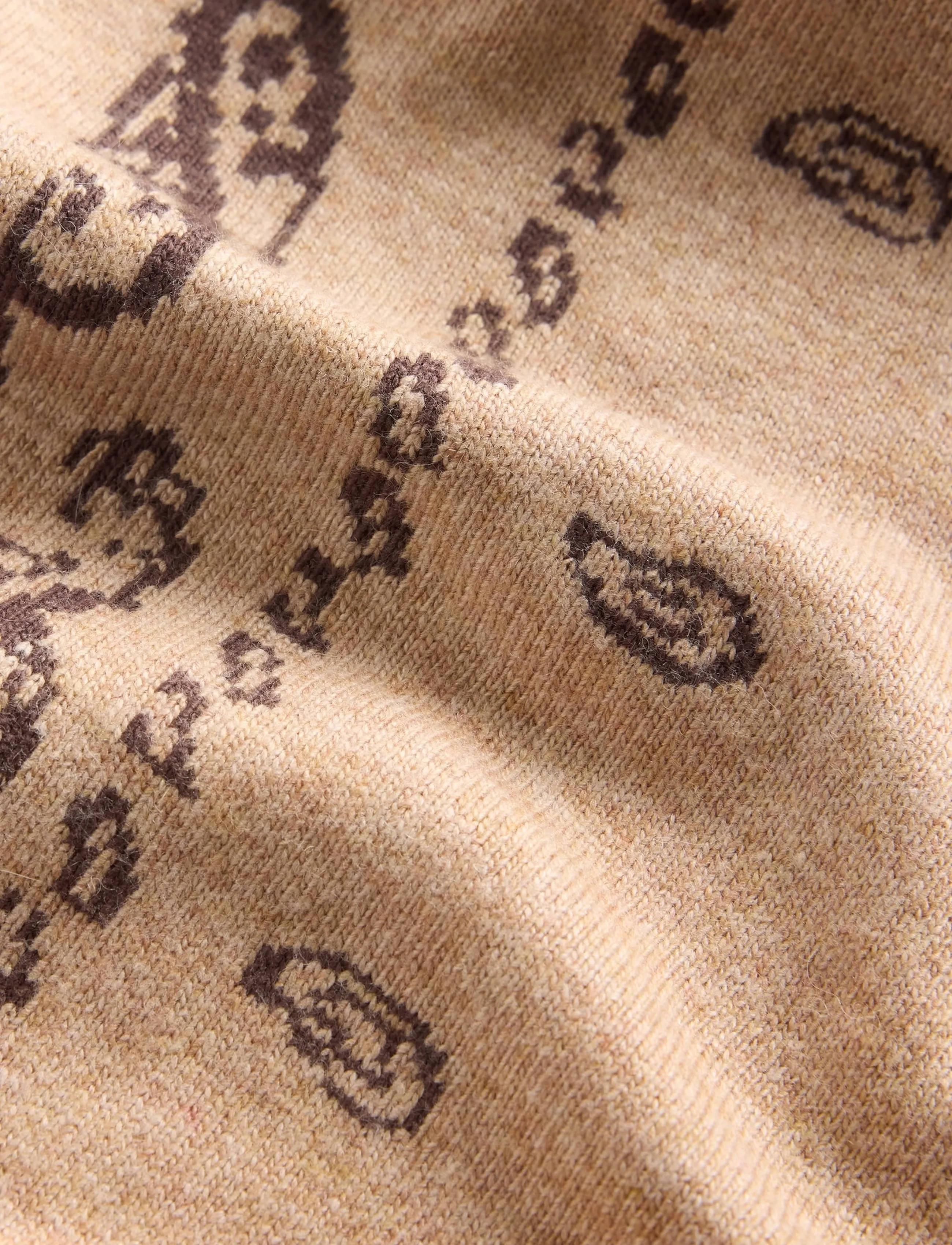 GAP - Paisley Triangle Scarf from the GAP collection - terra brown - 2