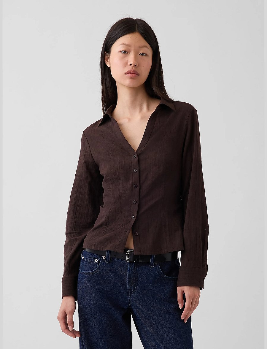 GAP - Textured Dobby Fitted Shirt from the GAP collection - långärmade skjortor - terra brown - 0