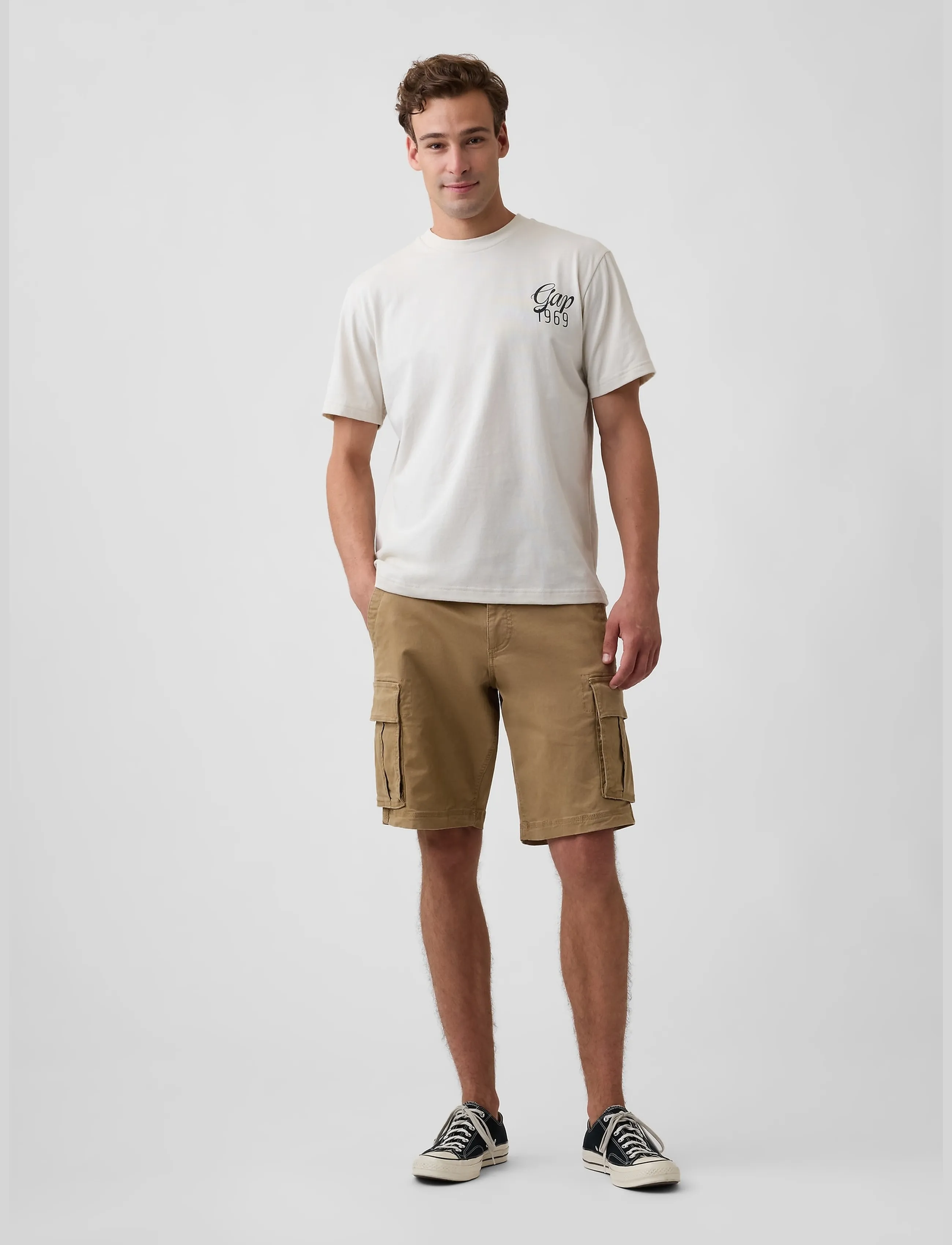 GAP Everyday Soft Relaxed Graphic T-Shirt herr – bild 2