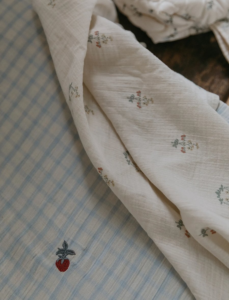 Garbo&Friends - Muslin Changing Mat Cover, 50x70x15 cm, Gingham Sky blue - bezüge von wickelauflagen - gingham sky blue - 0